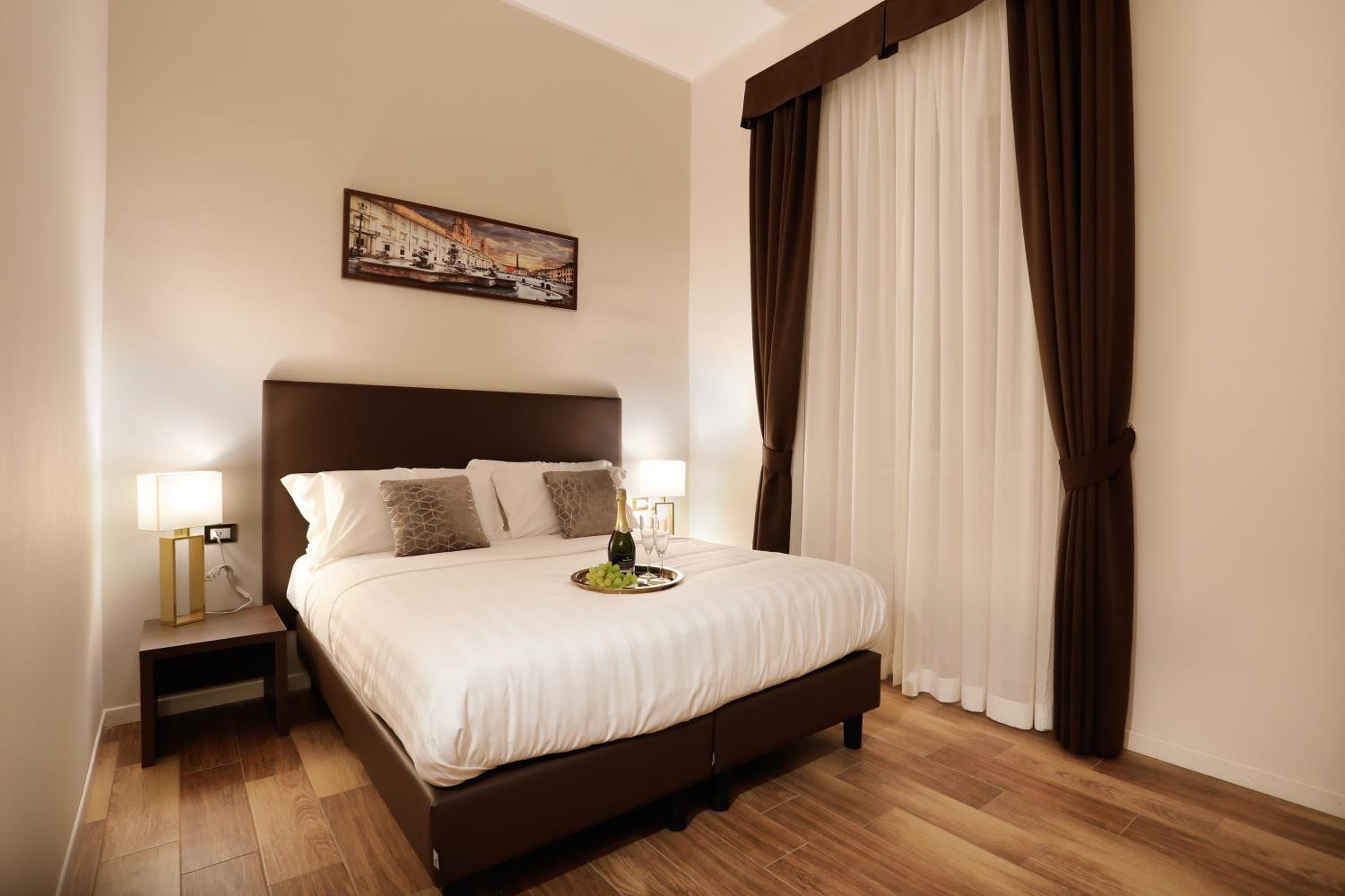 Superior Double or Twin Room with City View photo 3