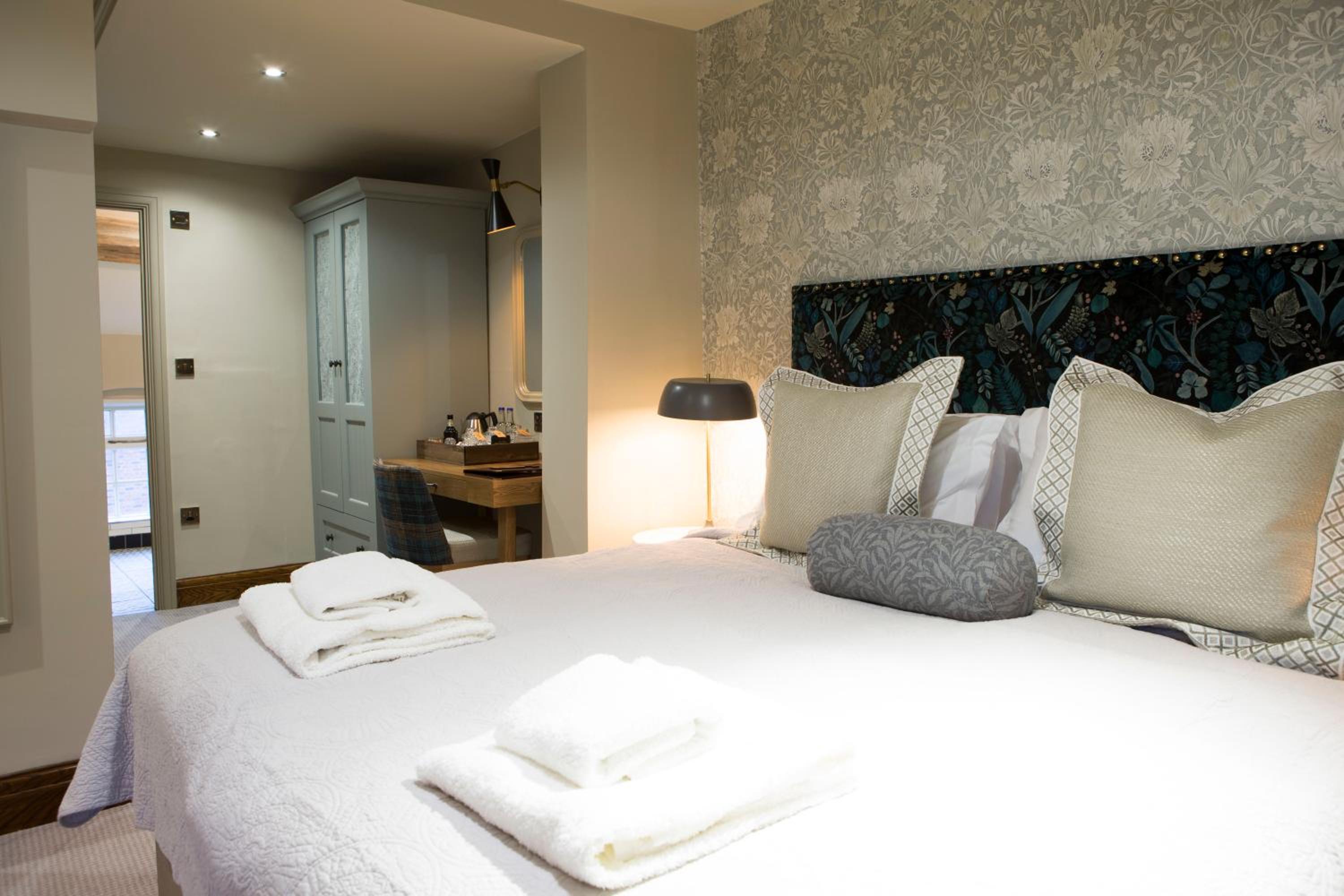 Superior Double Room - Photo 12