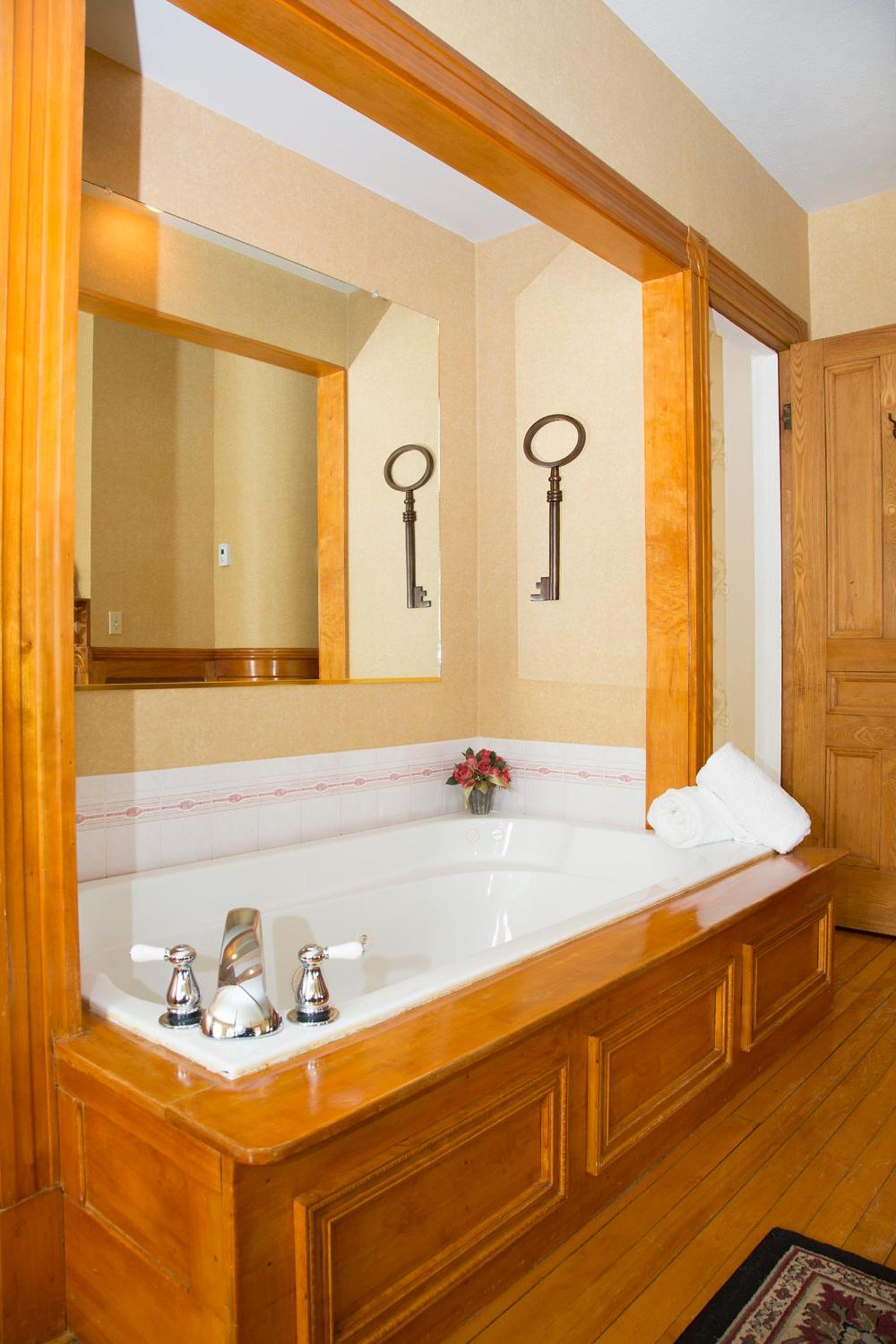 Deluxe Suite photo 3