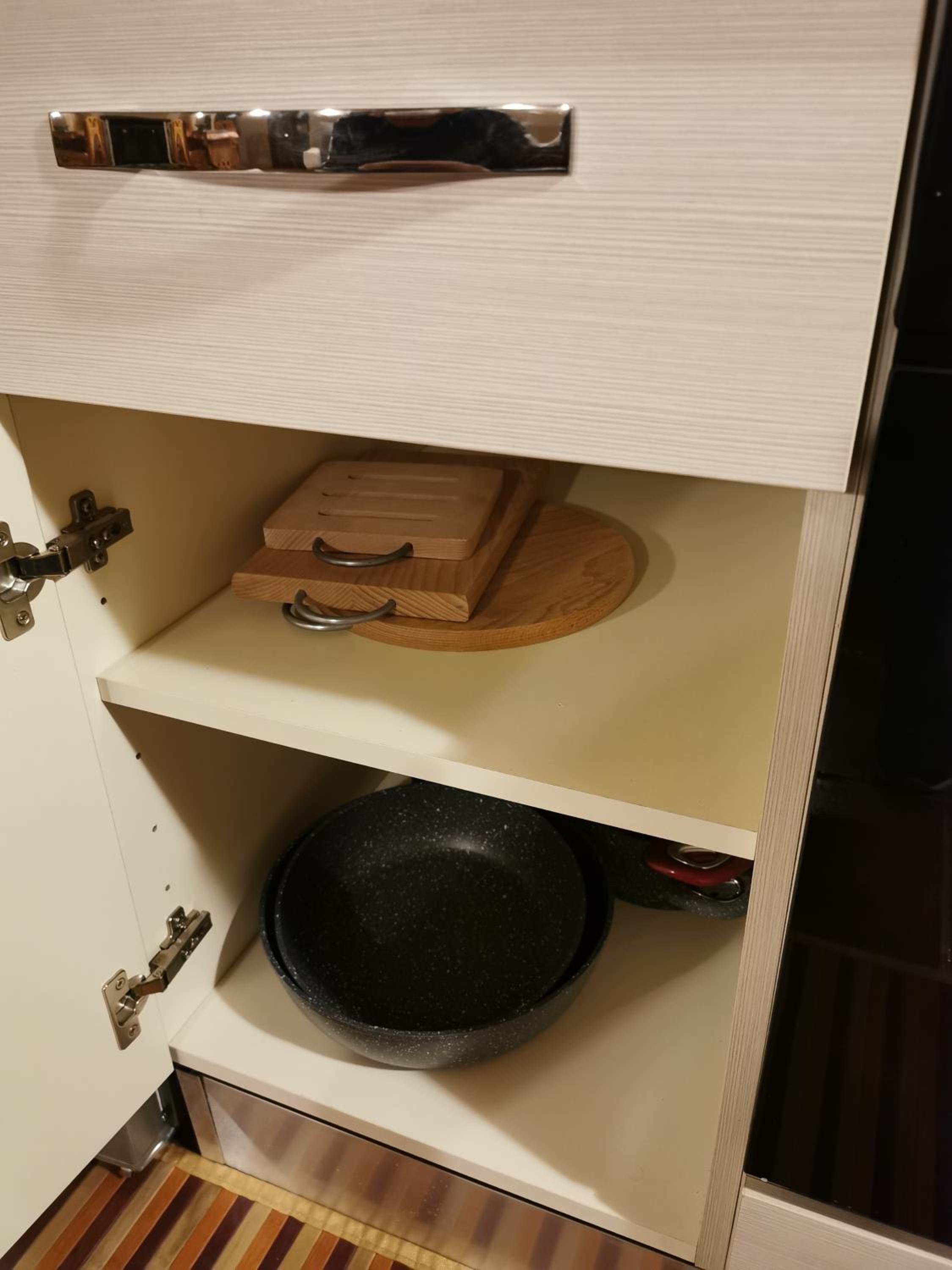 Studio Apartment - Photo 17
