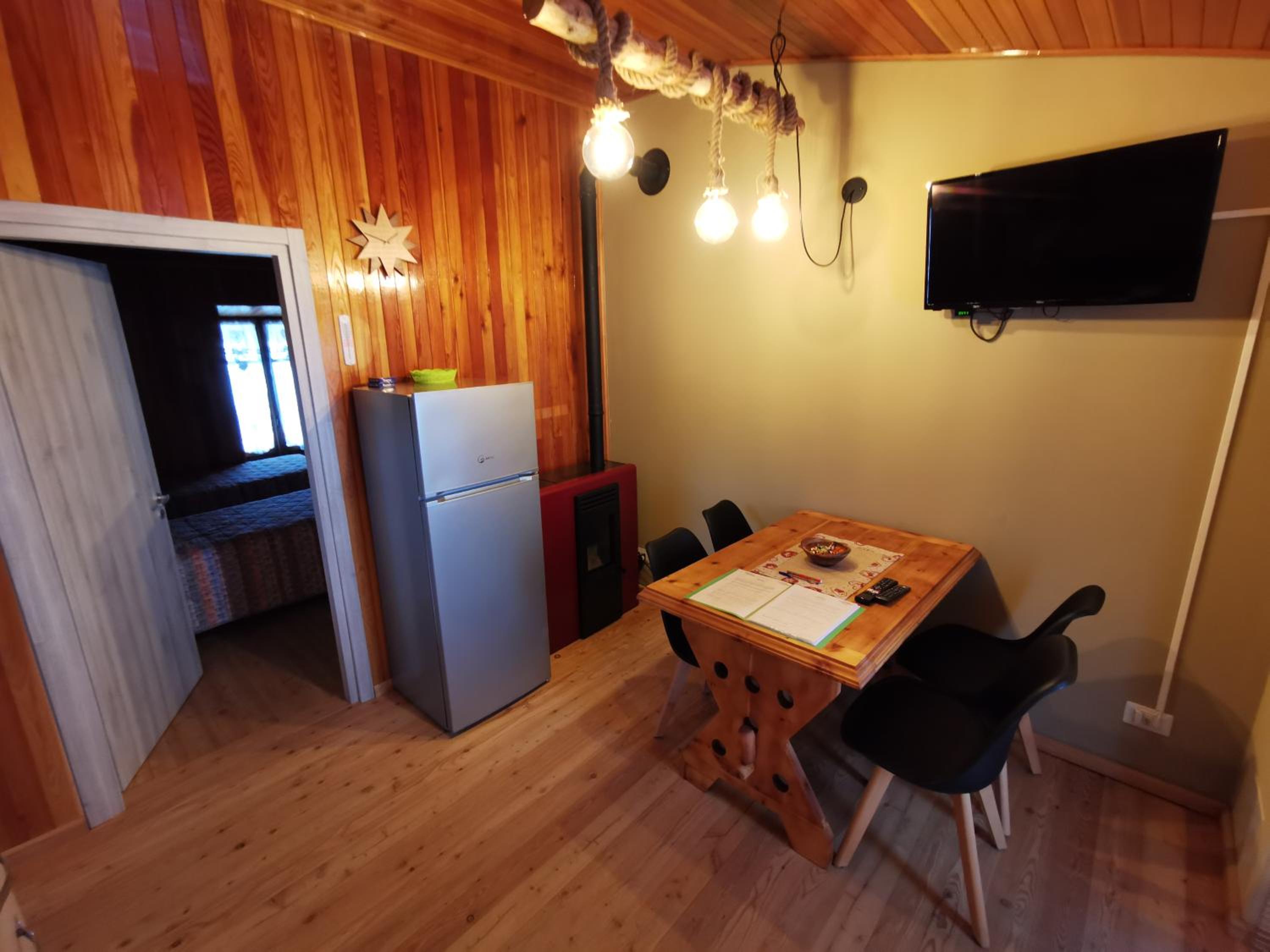 Apartment with Terrace - Photo 2
