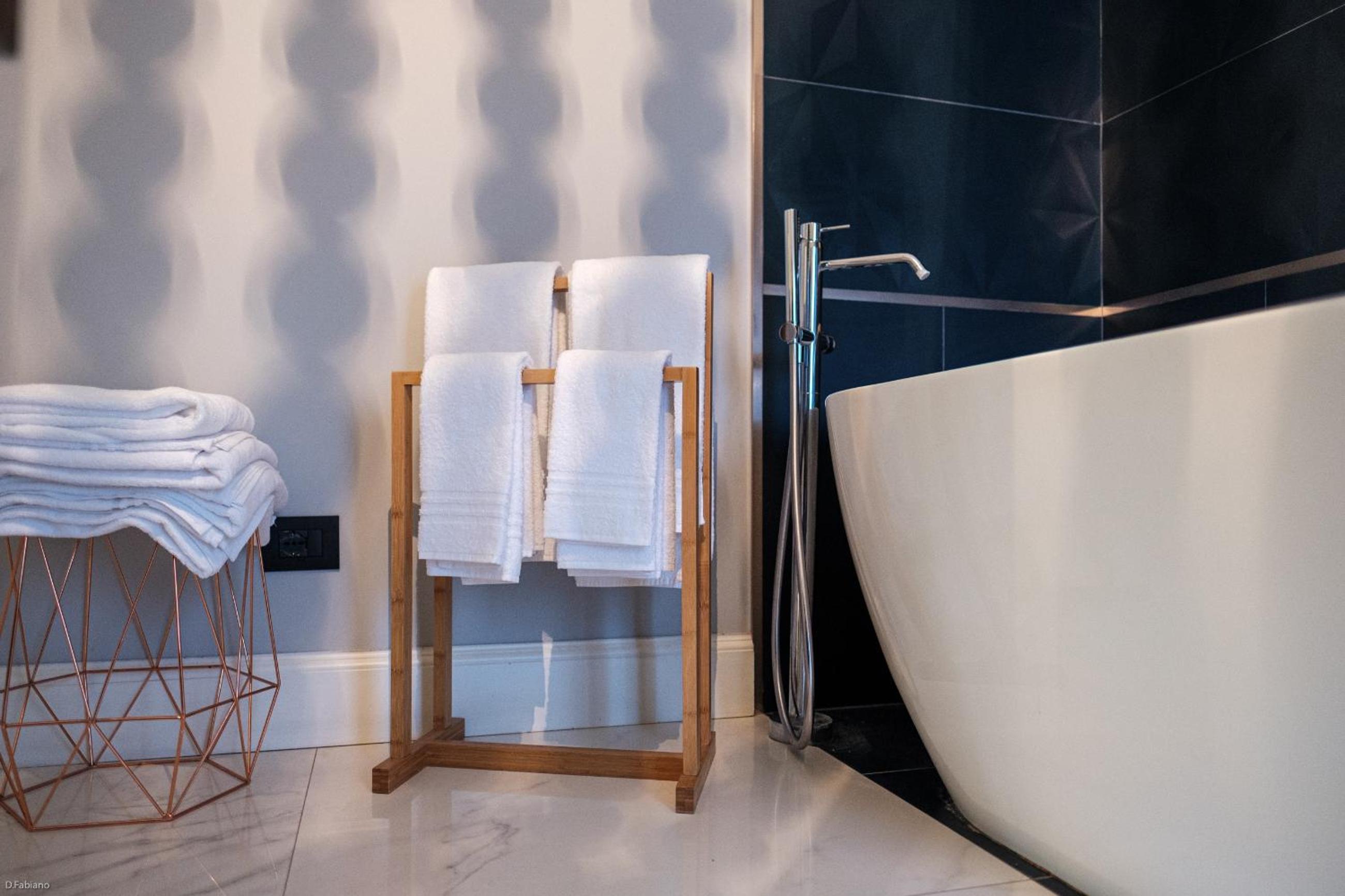 Luxury Quadruple Room - Photo 10