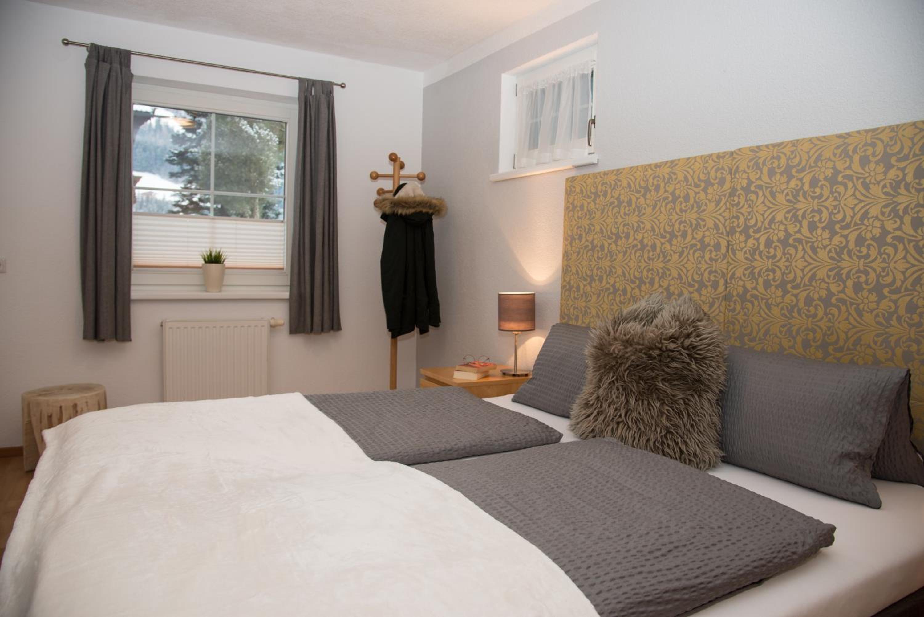 Apartment with Mountain View photo 1