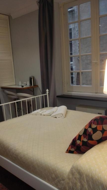 Double Room - Photo 9