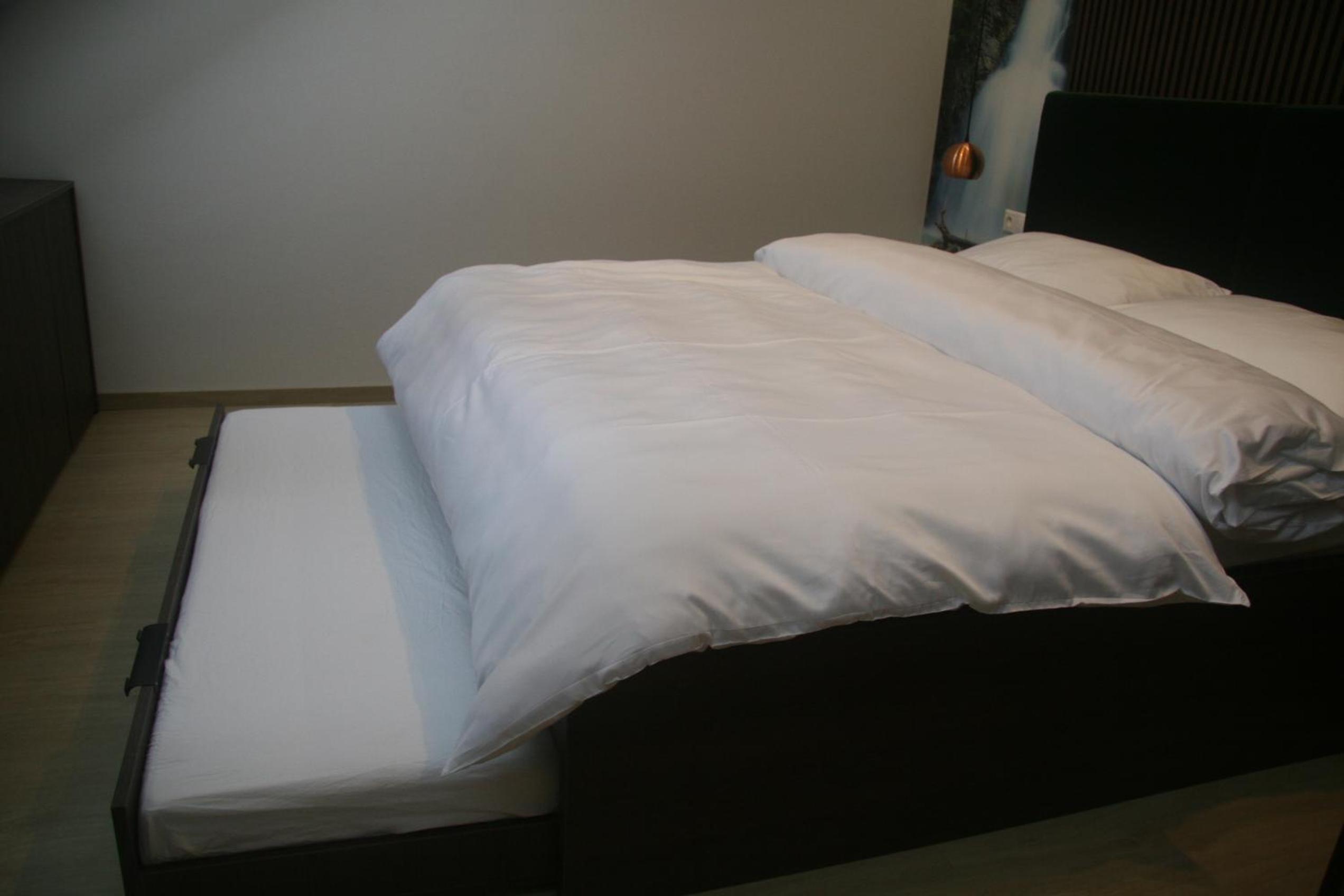 One-Bedroom Apartment - Photo 46