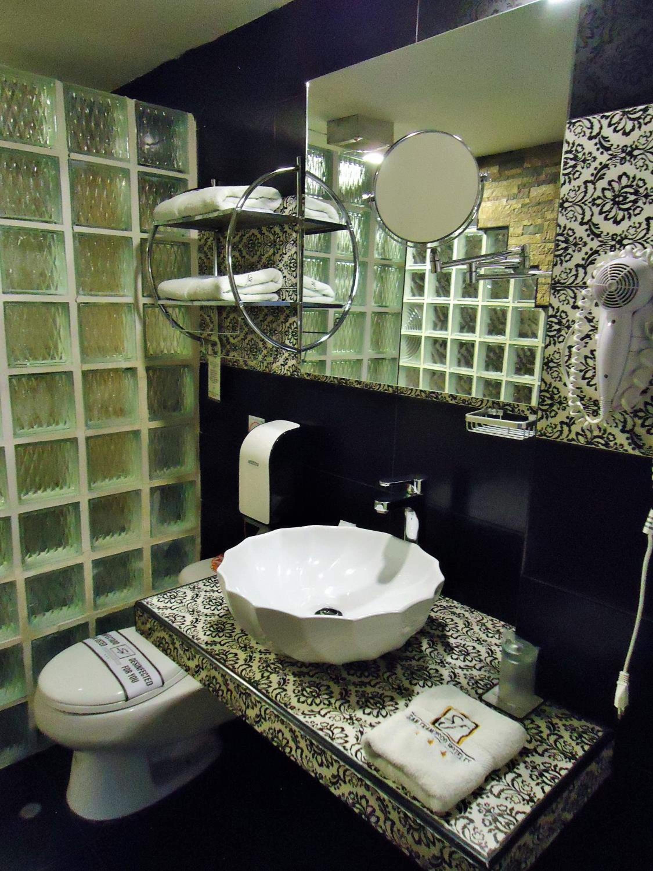 Suite photo 2