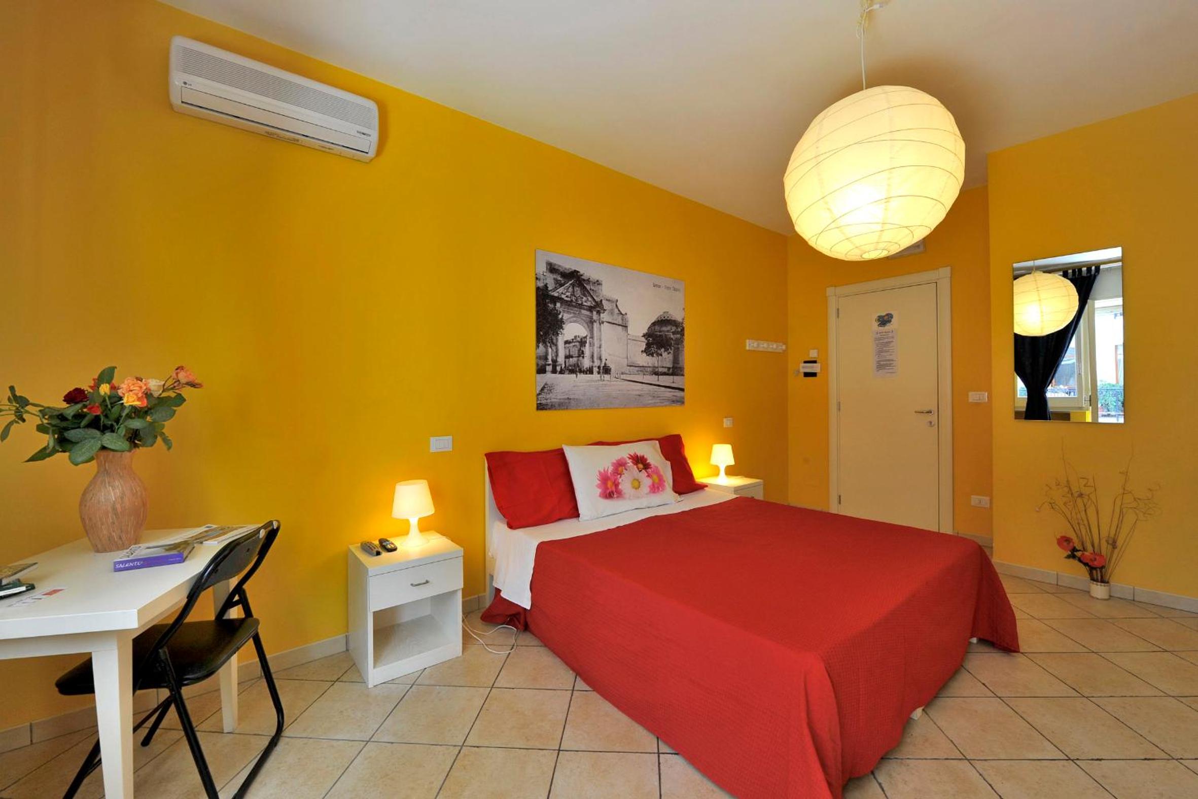 Doppelzimmer mit Balkon