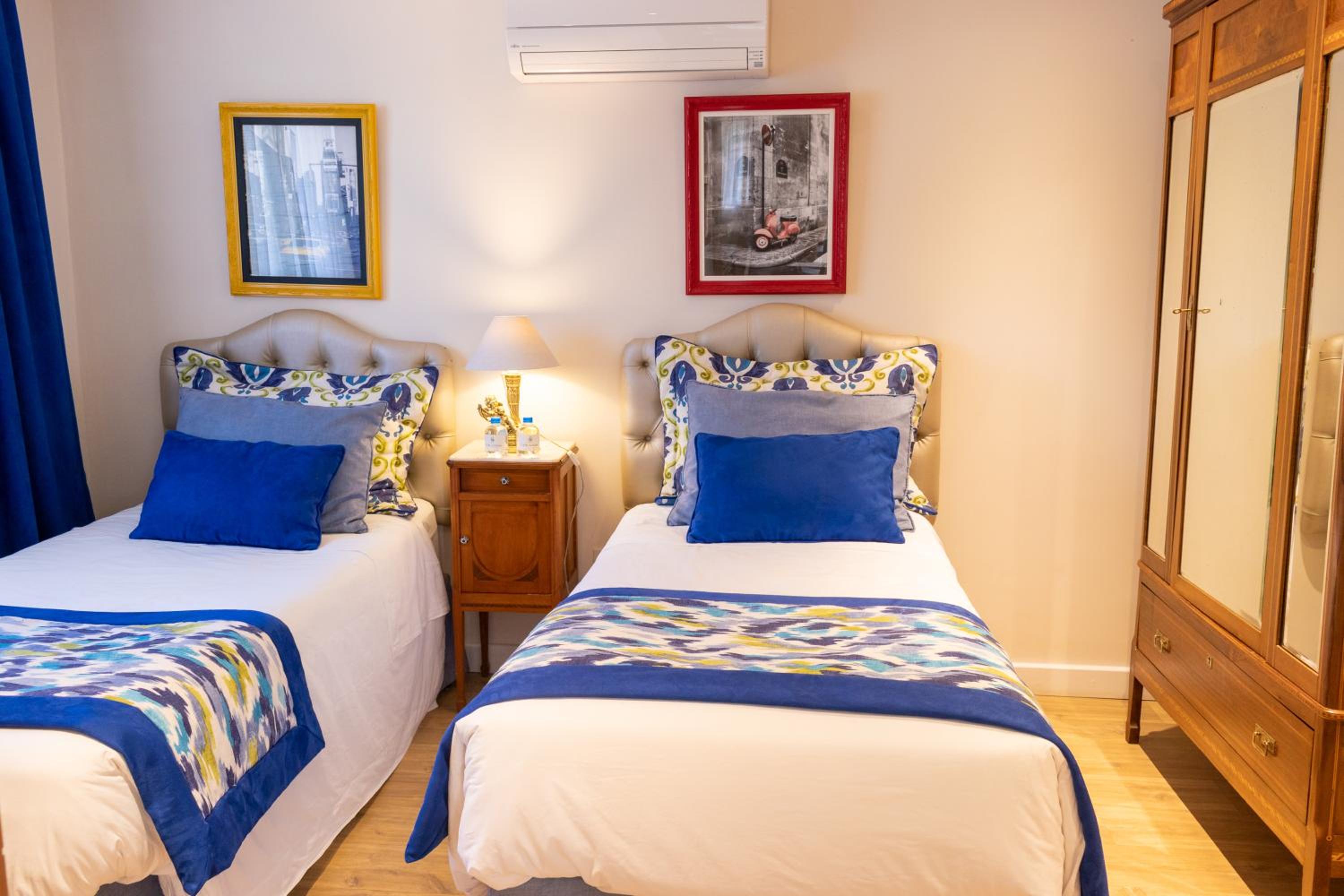 Classic Quadruple Room