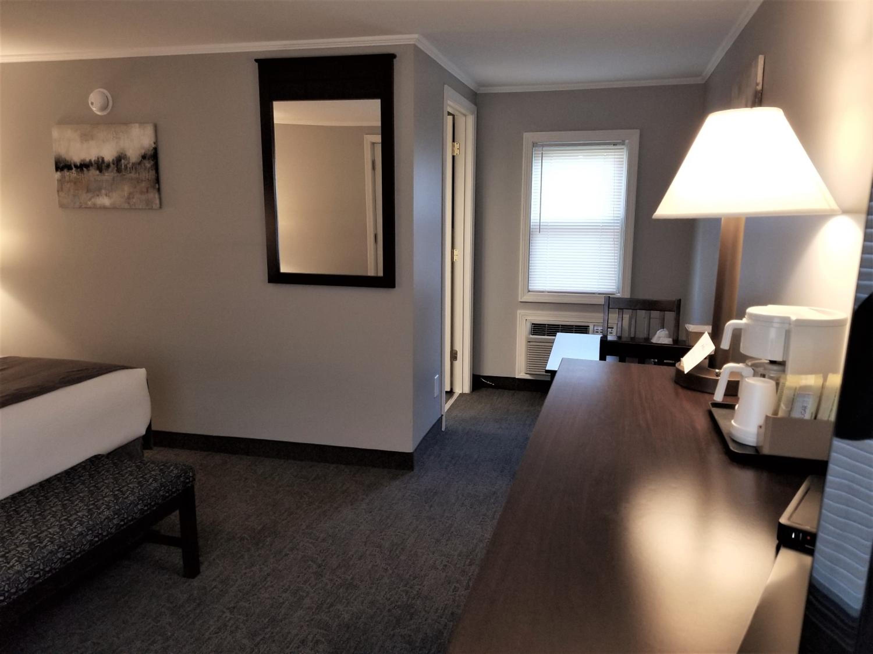 Executive King Room - Photo 3