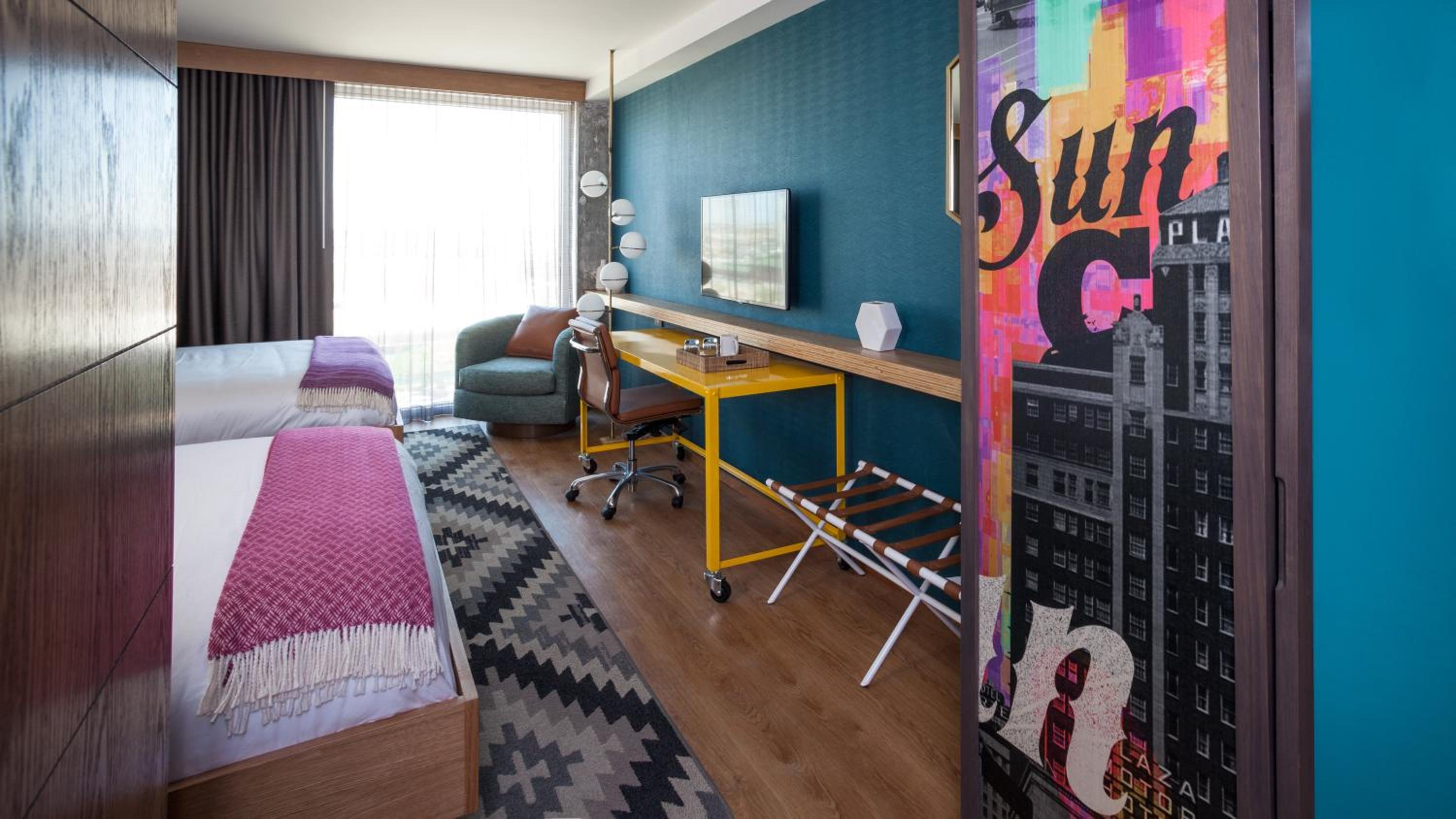 Queen Suite with Two Queen Beds and Mobility Accessible Roll-In Shower photo 3