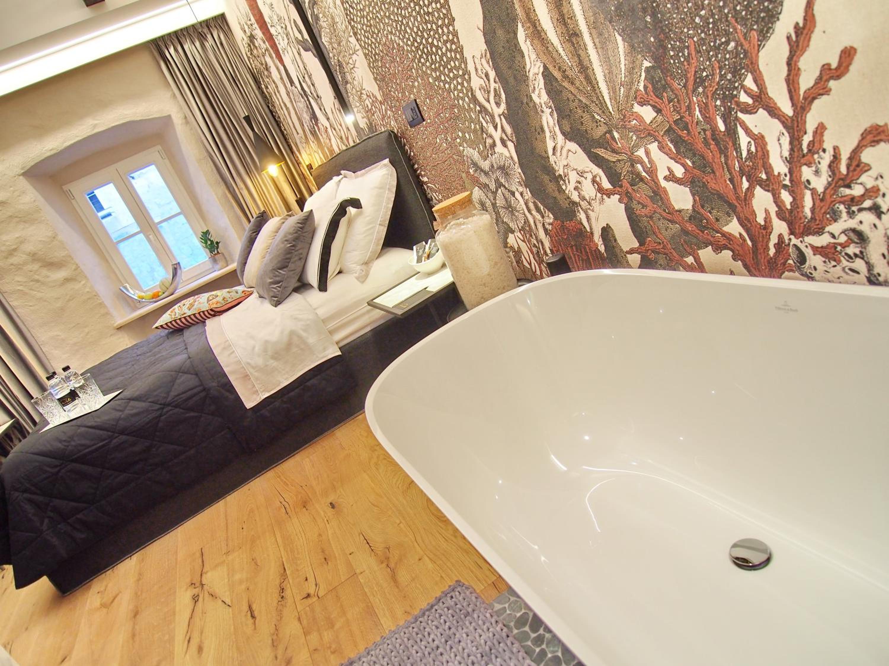 Deluxe Double Room with Bath