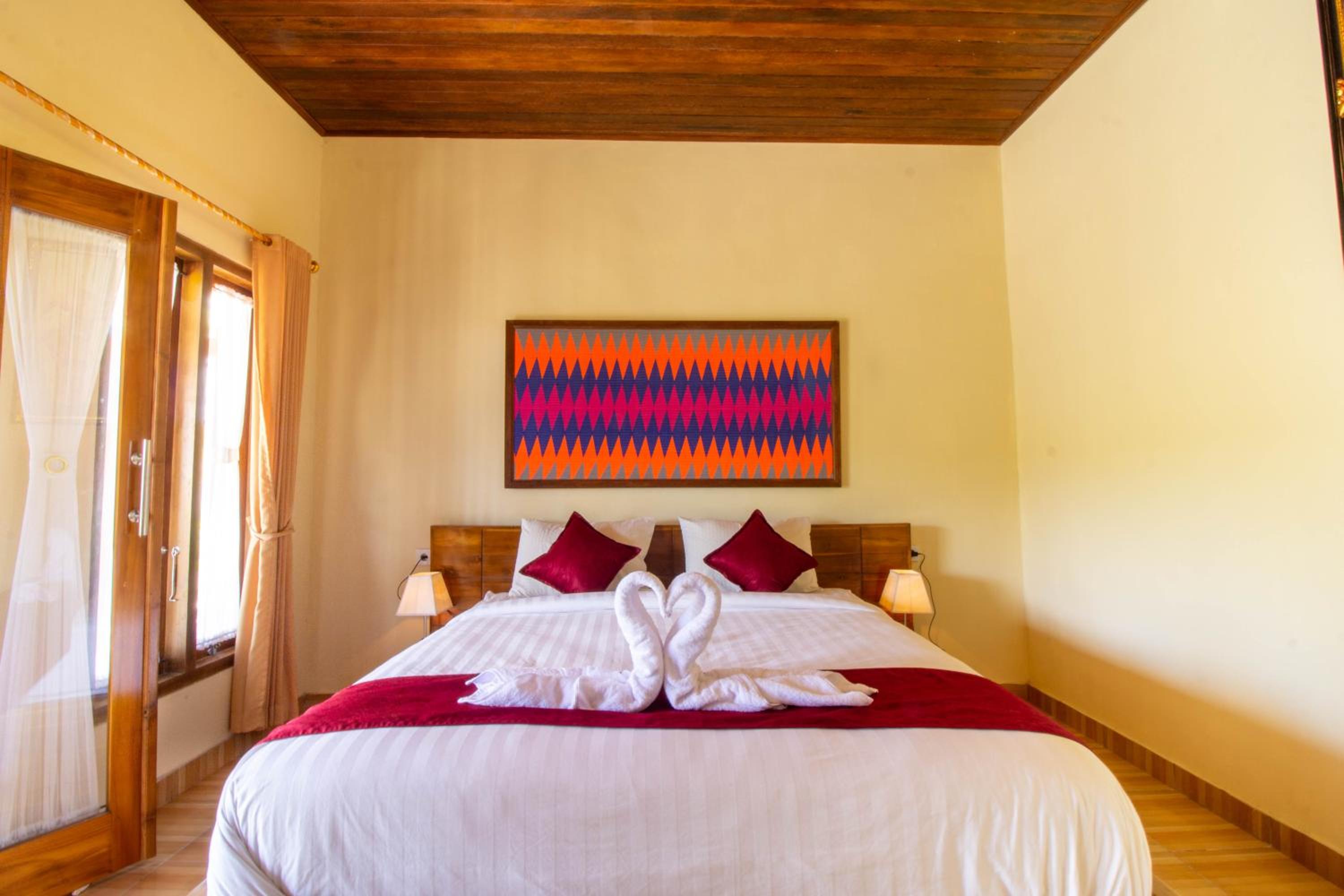 Deluxe Double Room - Photo 21