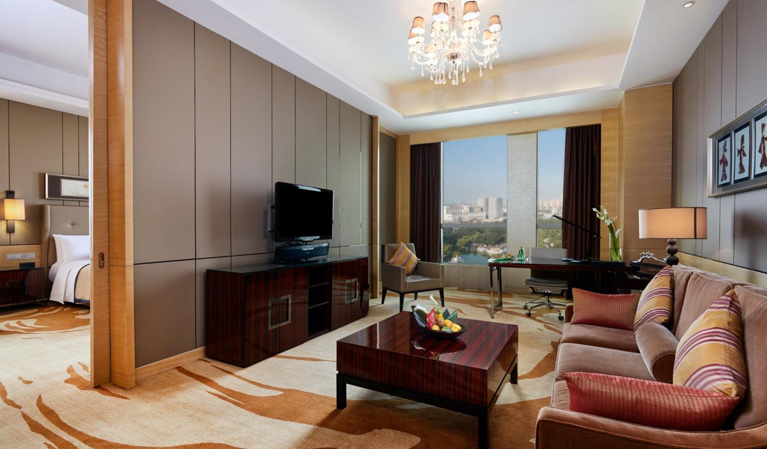 One-Bedroom Suite - Photo 1