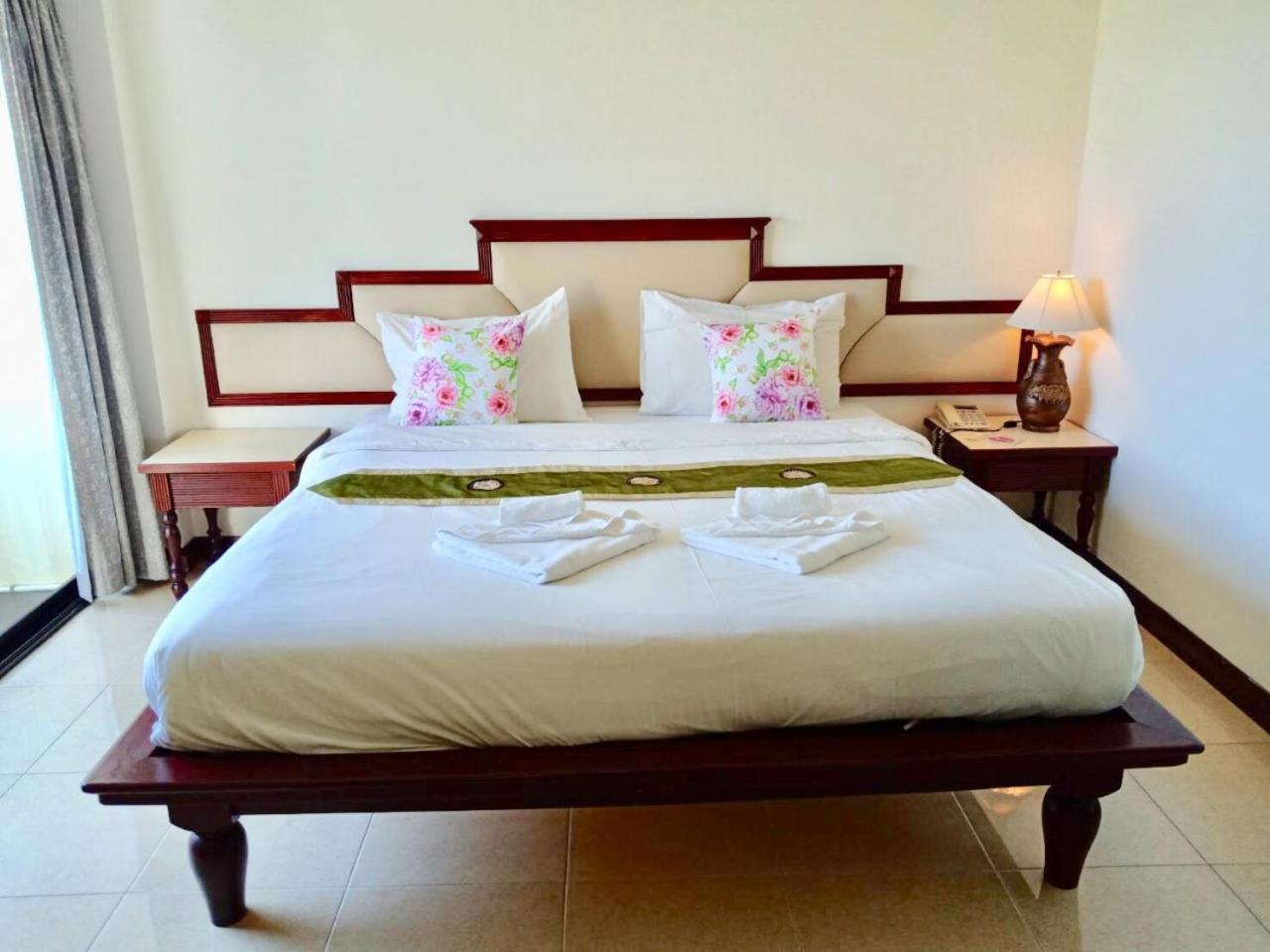 Deluxe Double Room - Photo 6
