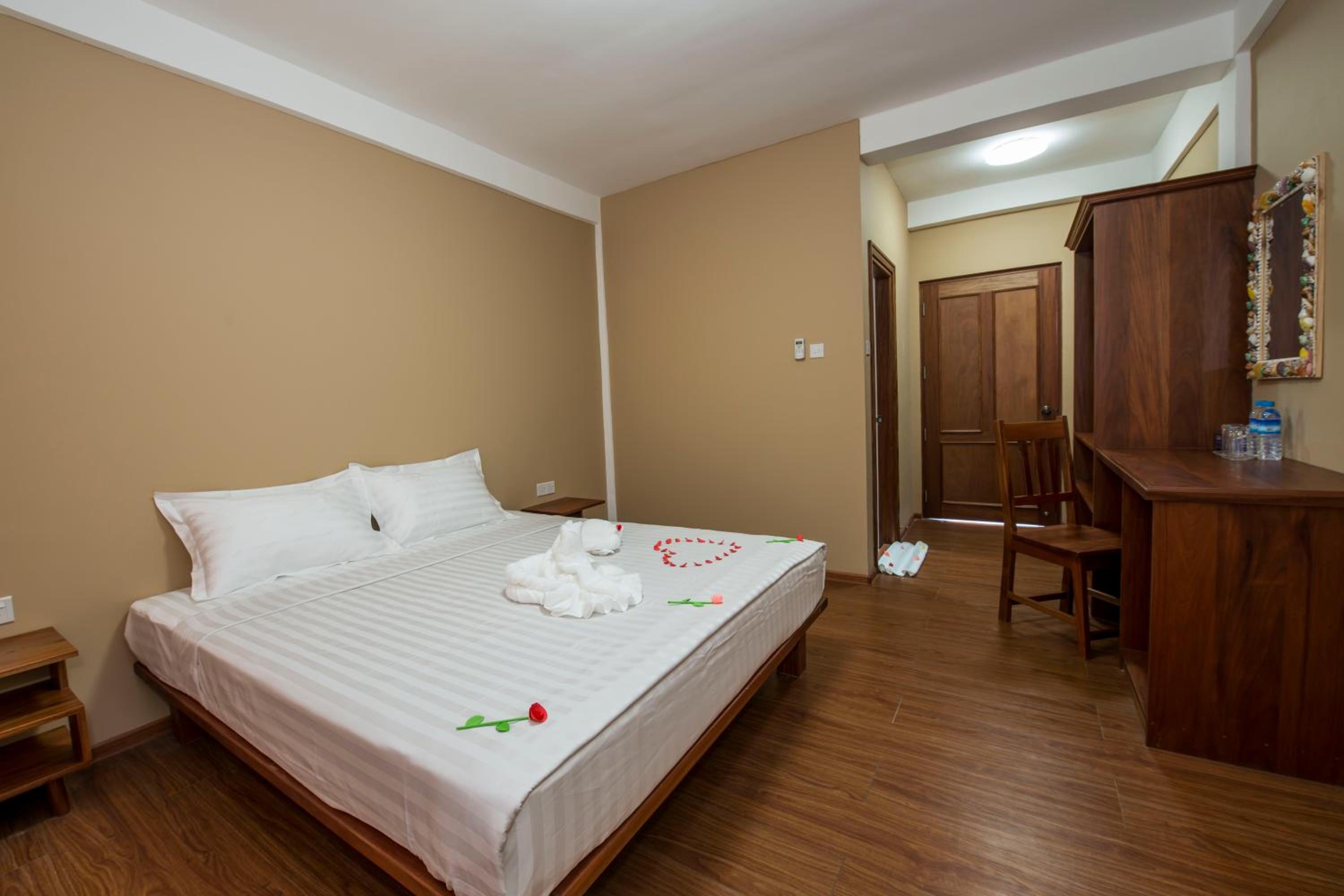 Superior Double or Twin Room photo 3
