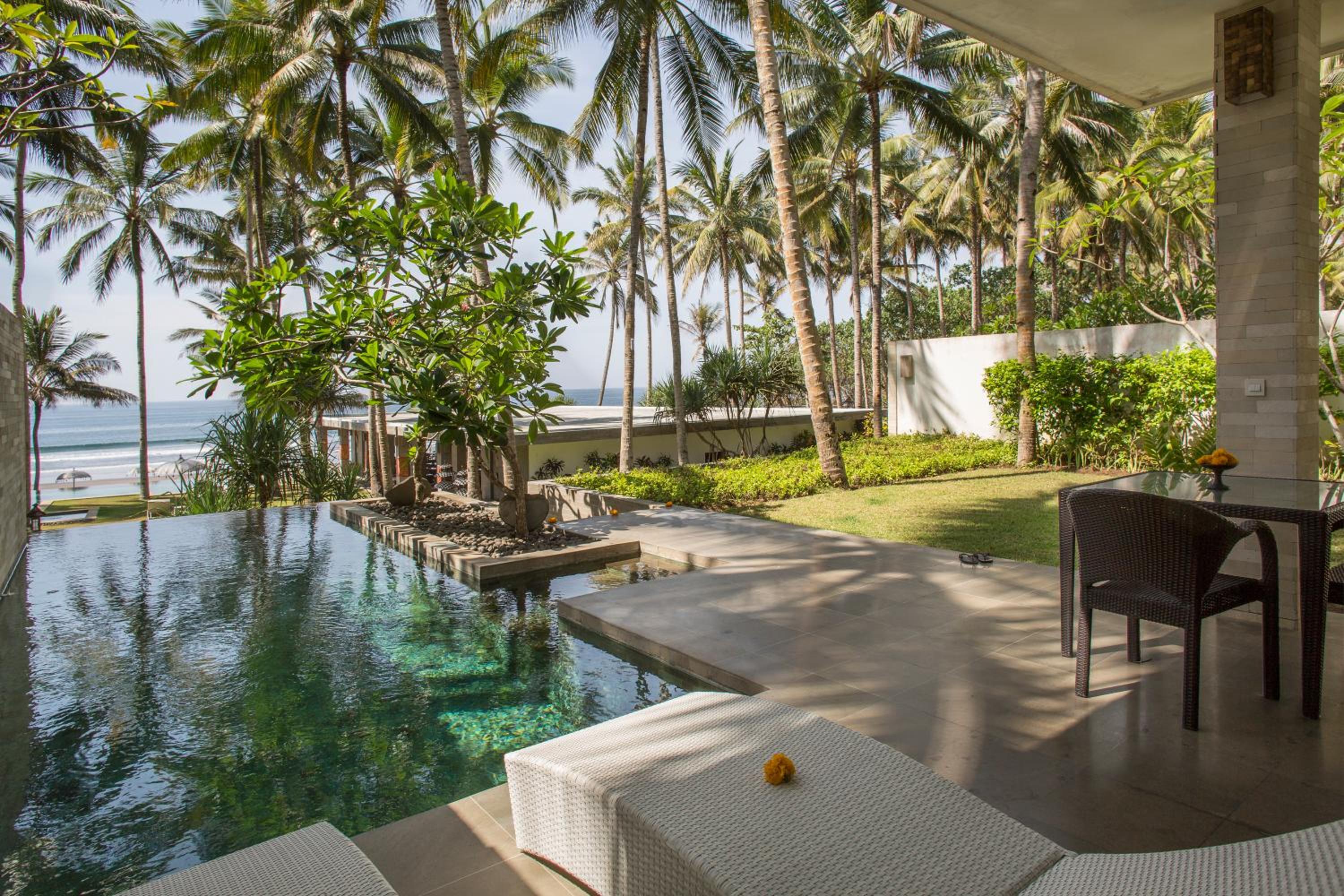 One-Bedroom Beach Pool Villa - Photo 5