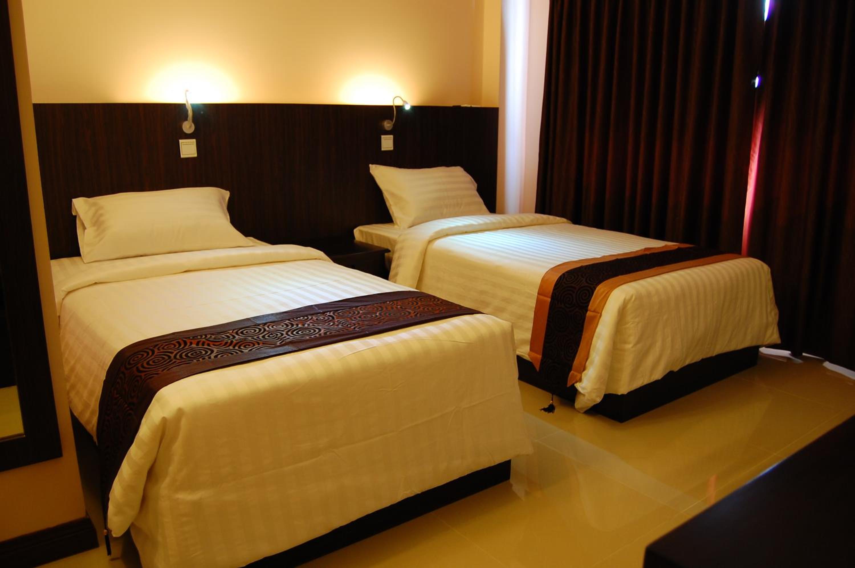 Deluxe Twin Room photo 3
