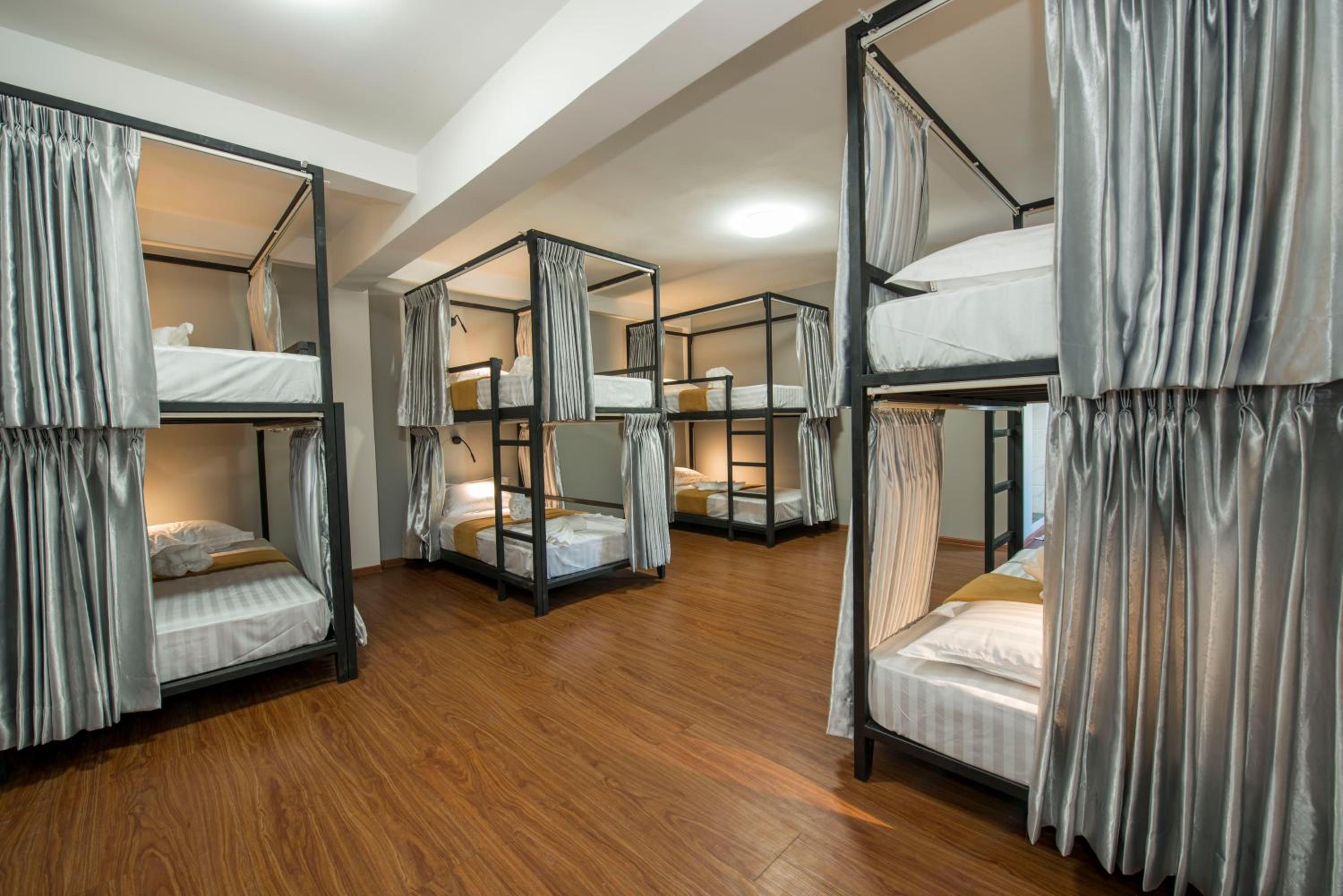 Bed in 8-Bed Mixed Dormitory Room photo 2