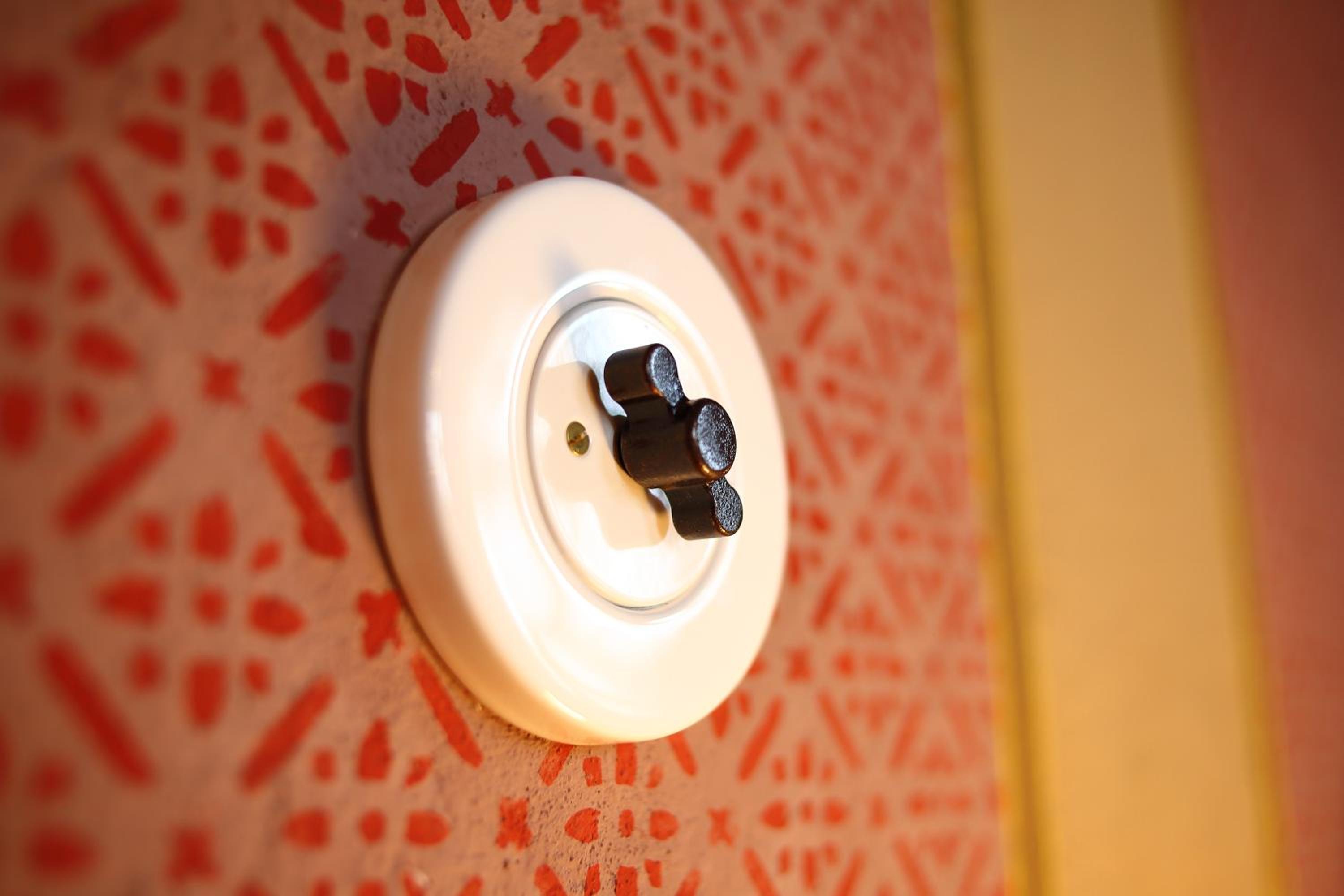 Executive Suite - Photo 22