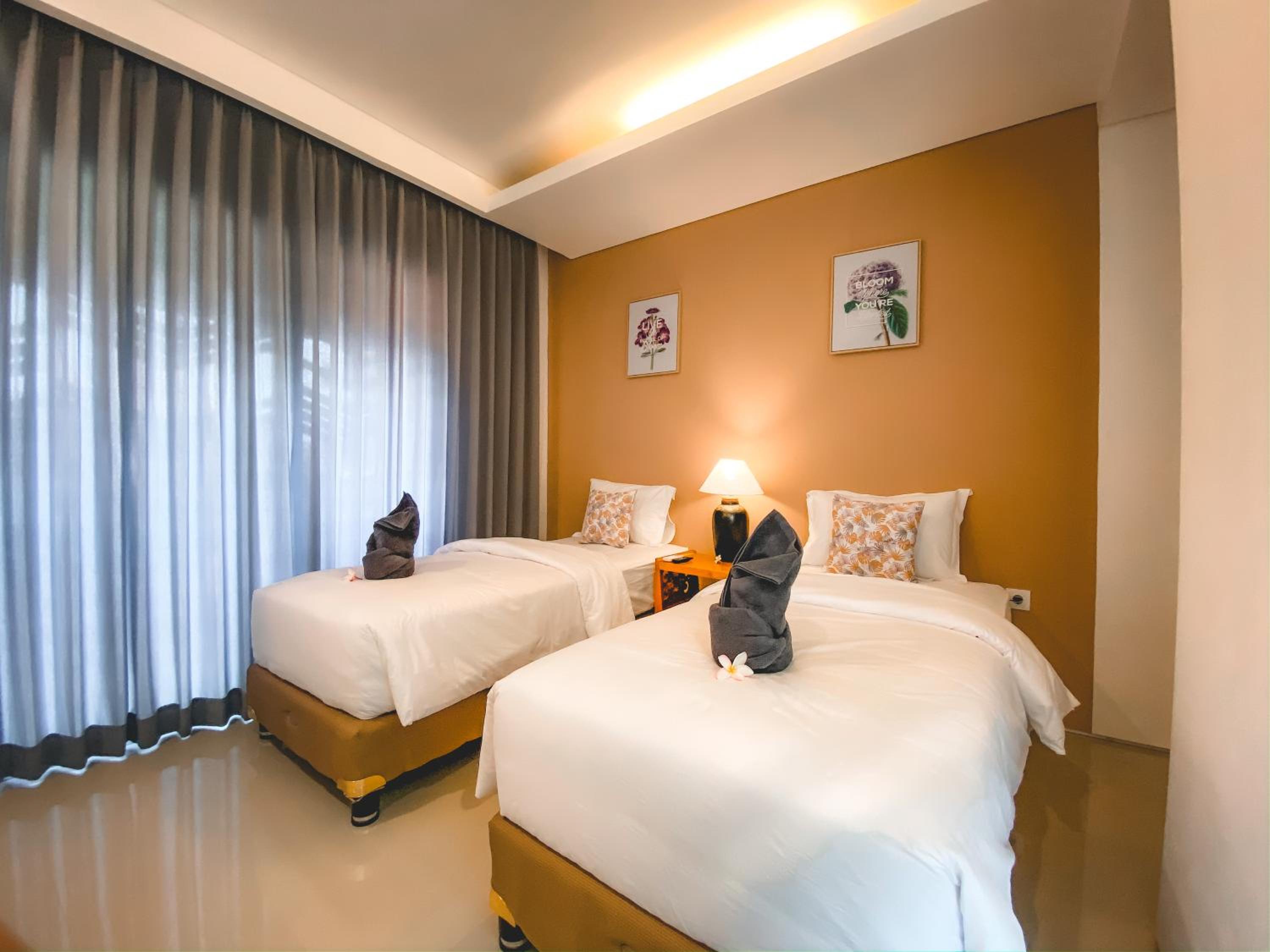 Superior Deluxe Double or Twin Room  - Photo 6