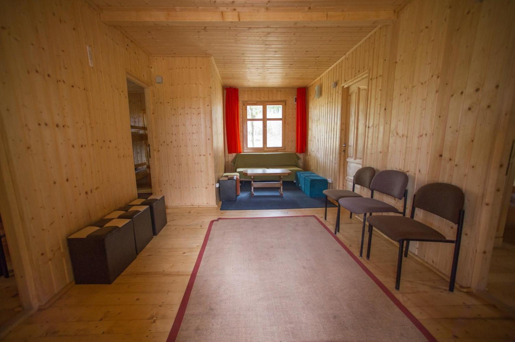 Family Room photo 2