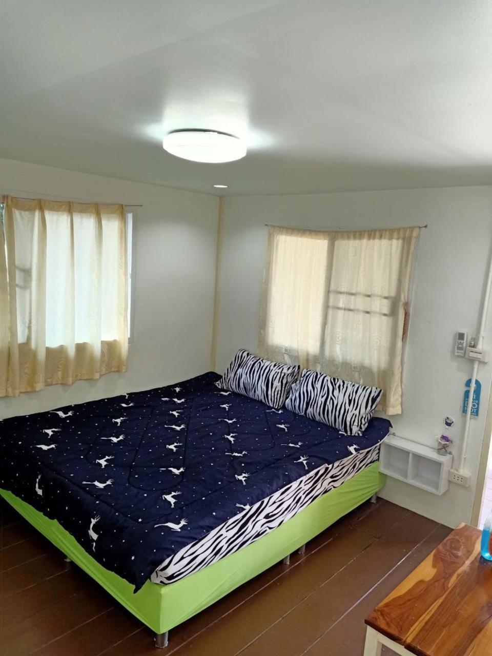 Budget Double Room photo 3