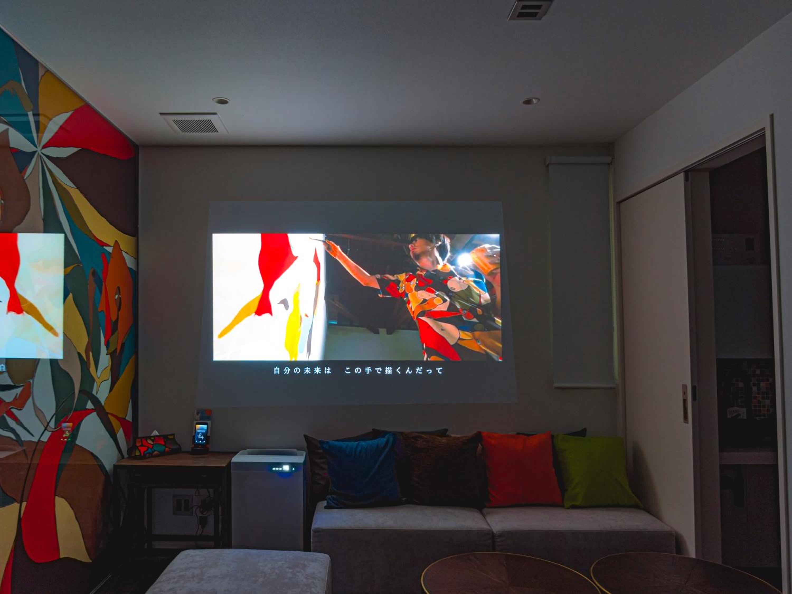 Executive Suite - Photo 3