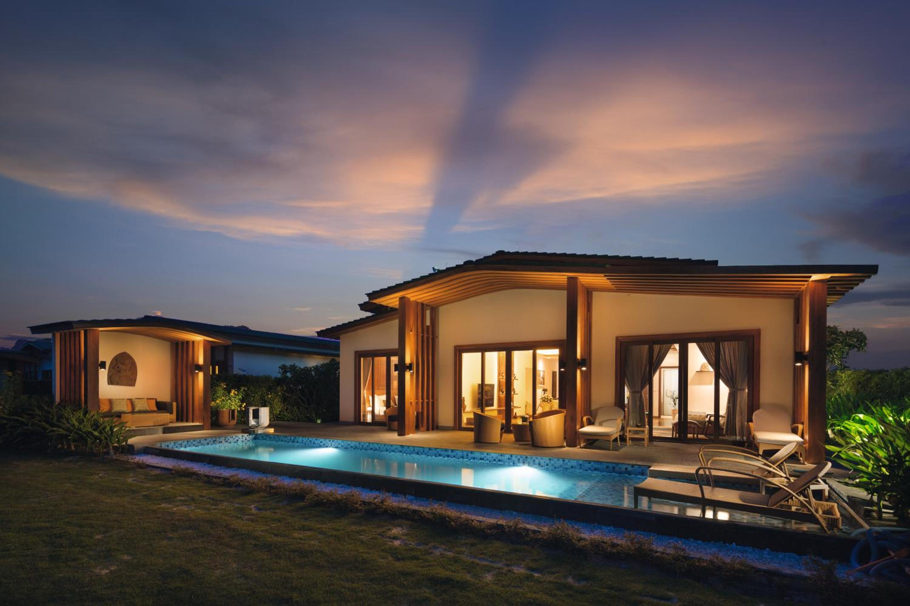 Beach Front Two-Bedroom Pool Villa - Photo 6