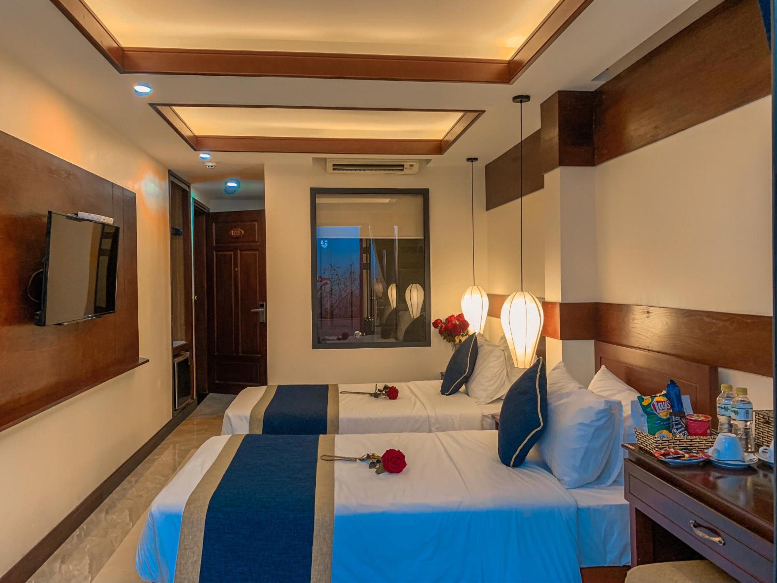 Deluxe Twin Room With Balcony