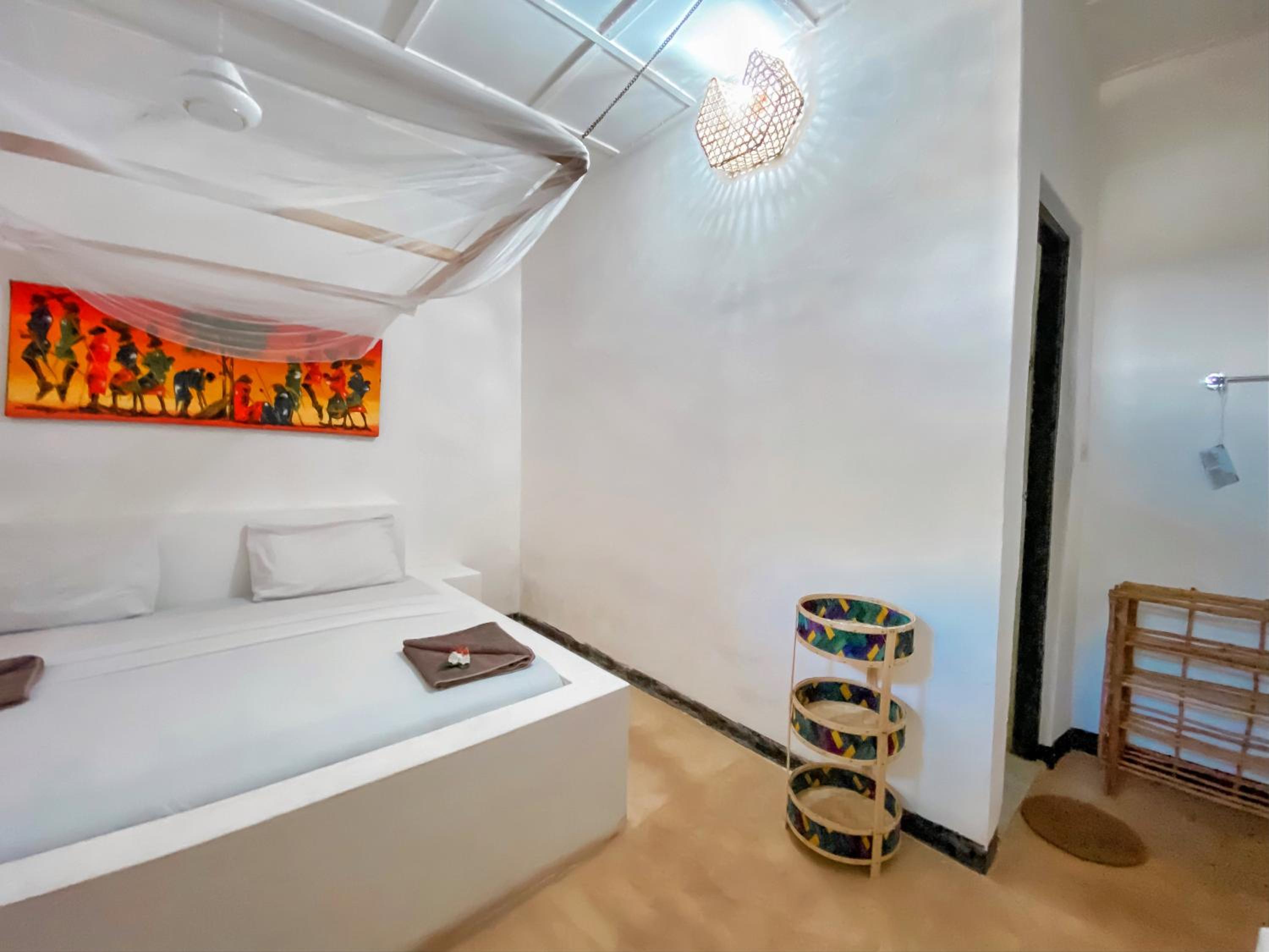 Superior King Room - Photo 3