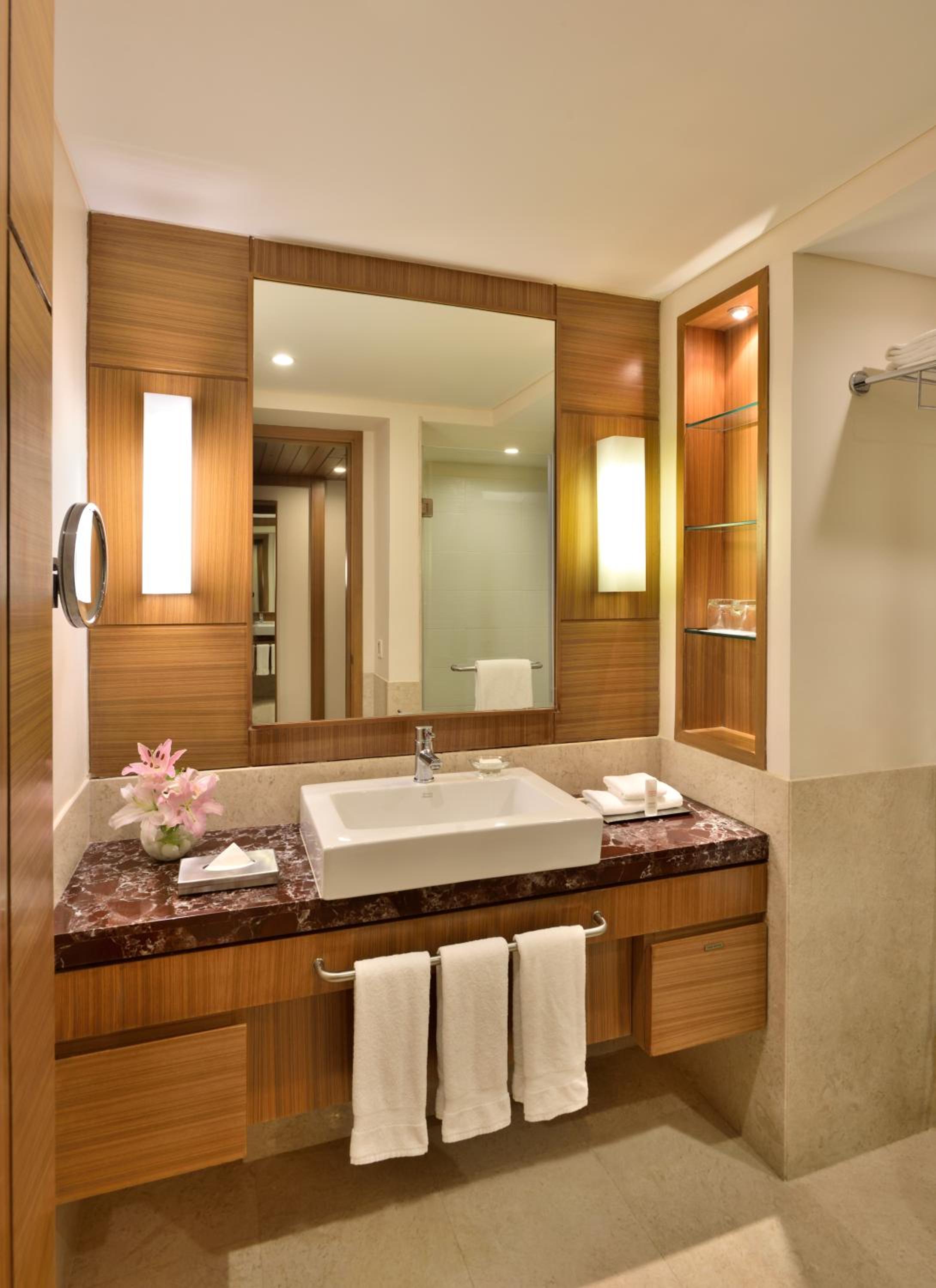 Superior Double or Twin Room - 10% Discount of Food & Soft Beverages - Photo 7