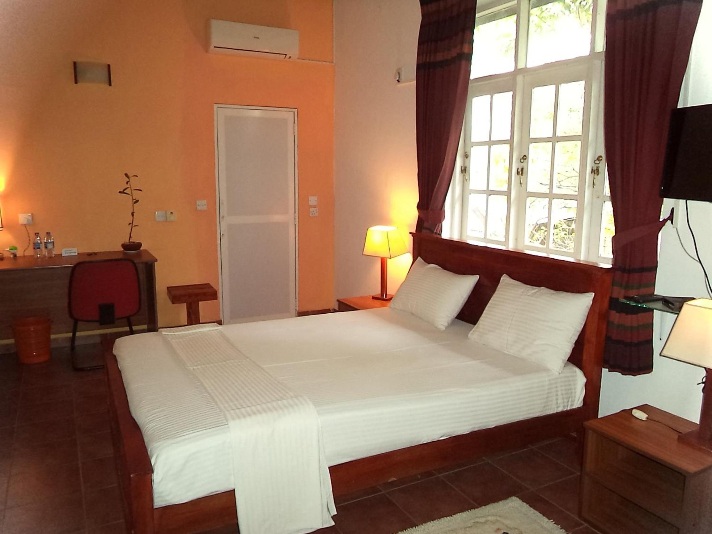 Double Room with Private Bathroom photo 1