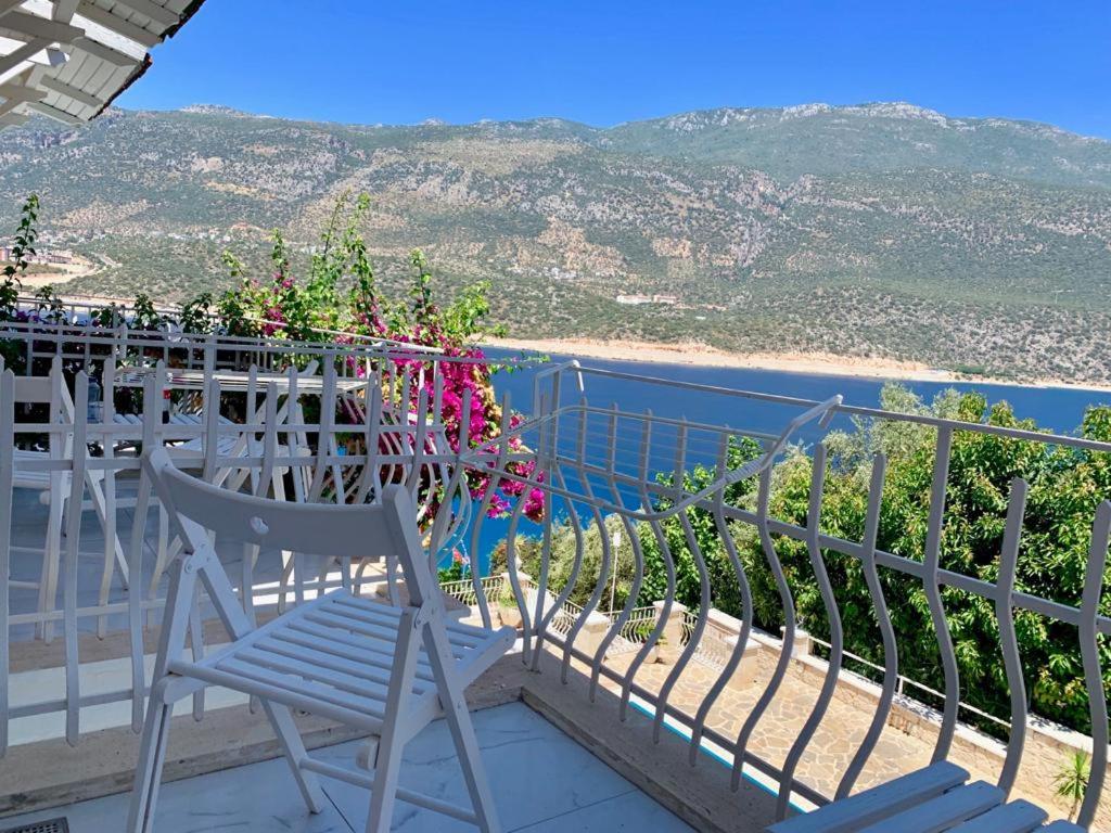 Double Room With Balcony And Sea View - Photo 8