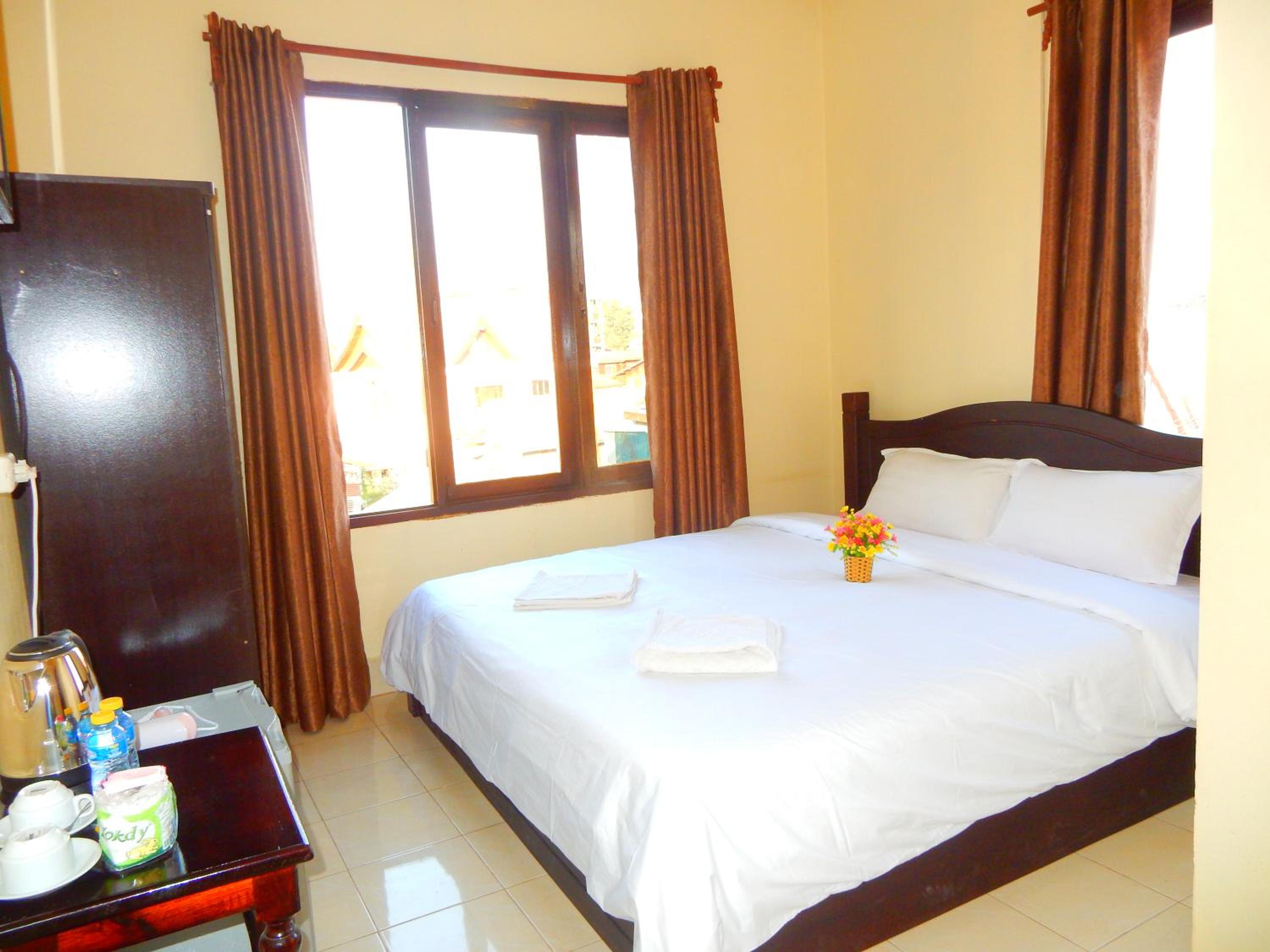 Double Room - Photo 6