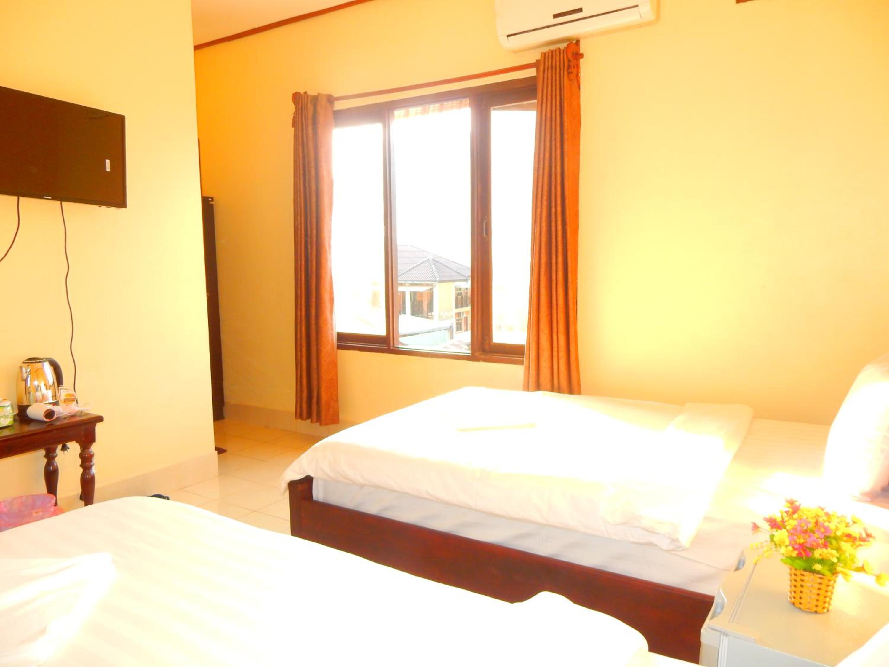 Twin Room - Photo 7