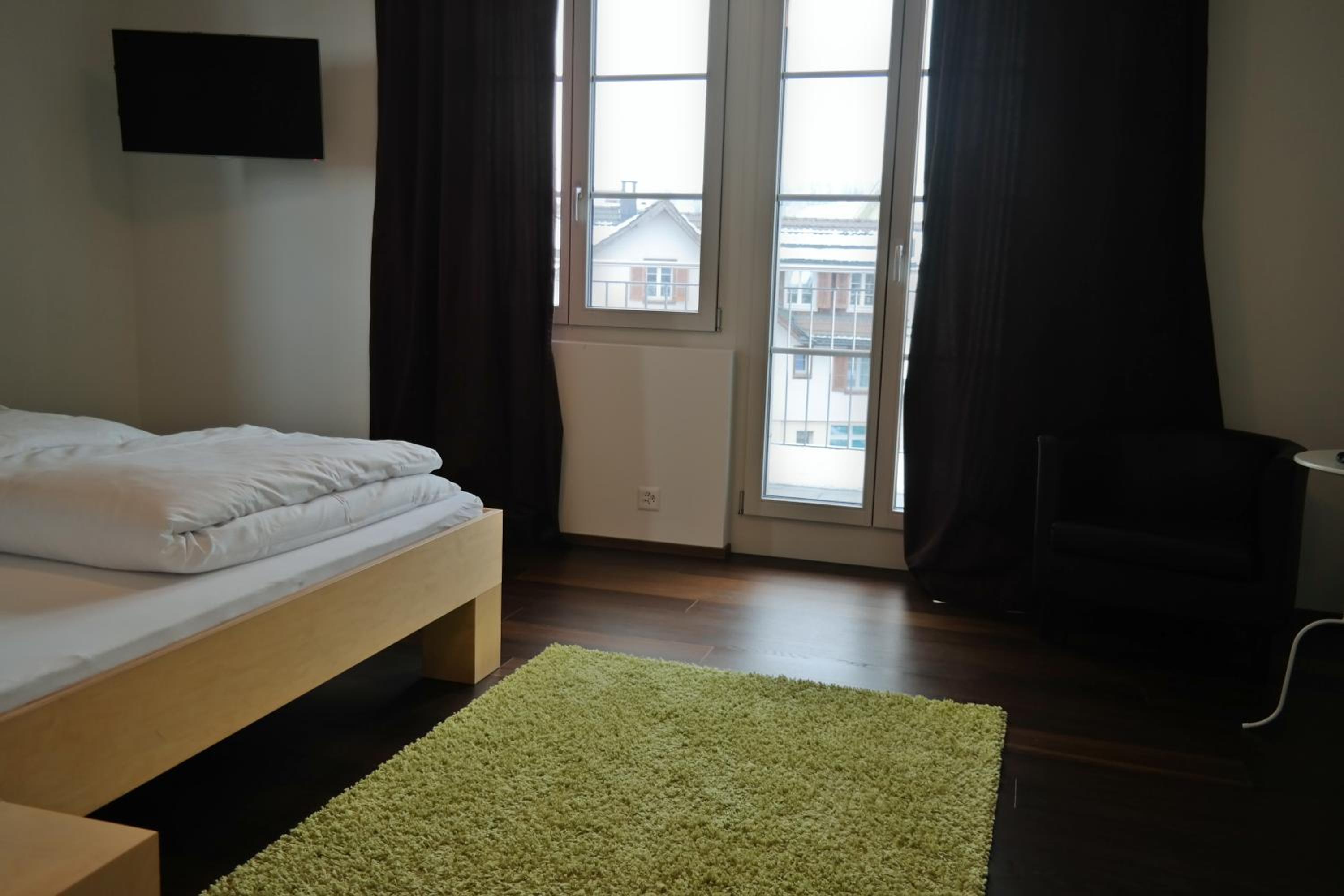 Standard Double Room with Balcony - Photo 2