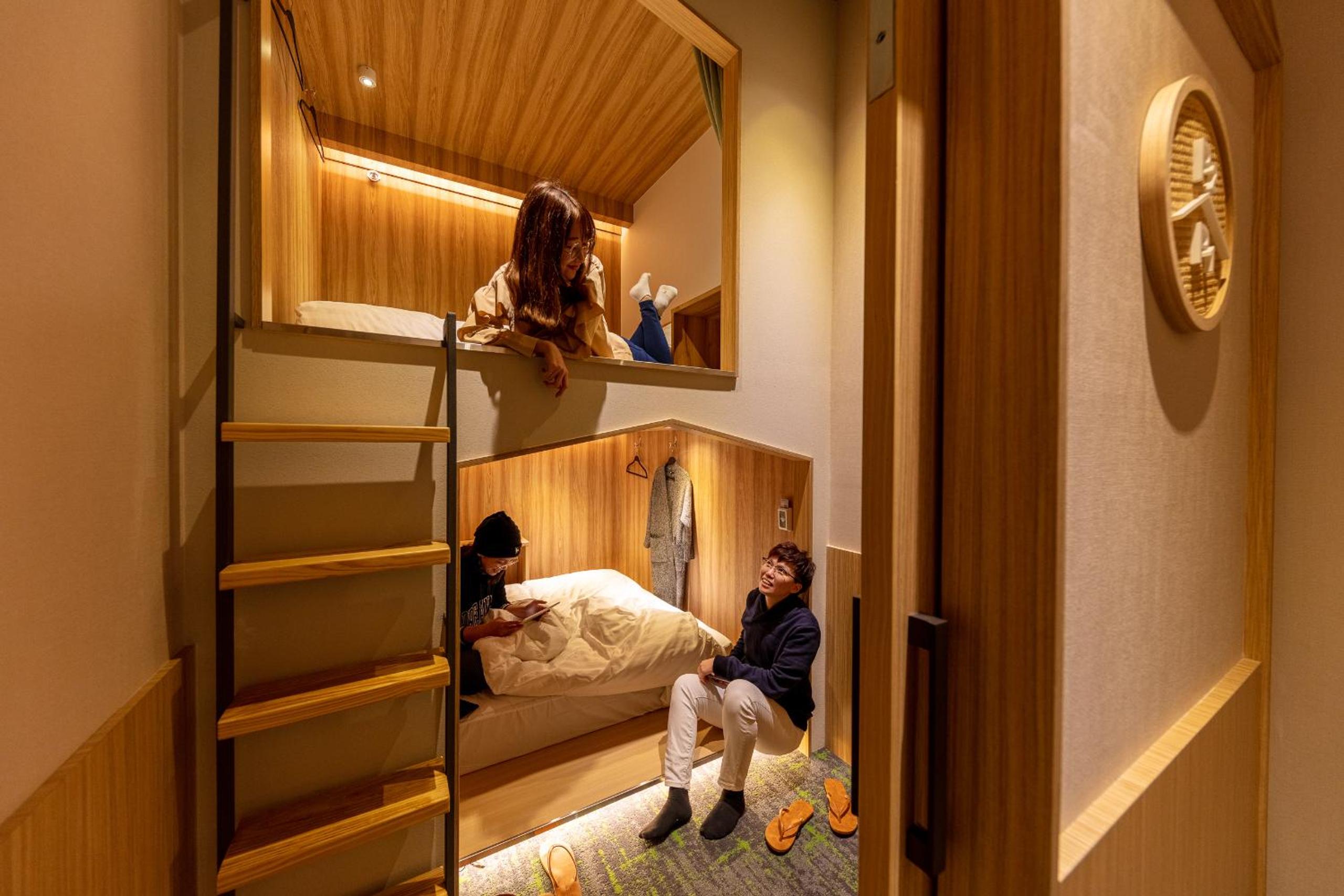 Double Room with Shared Bathroom photo 1