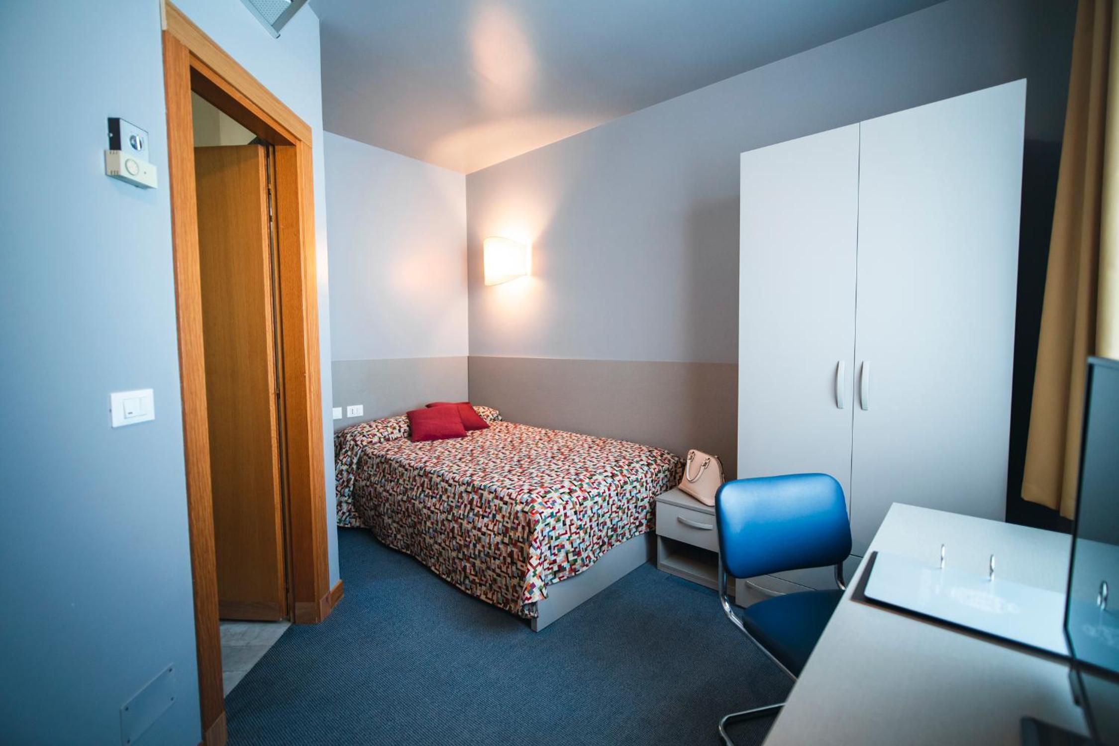 Standard Single Room photo 3