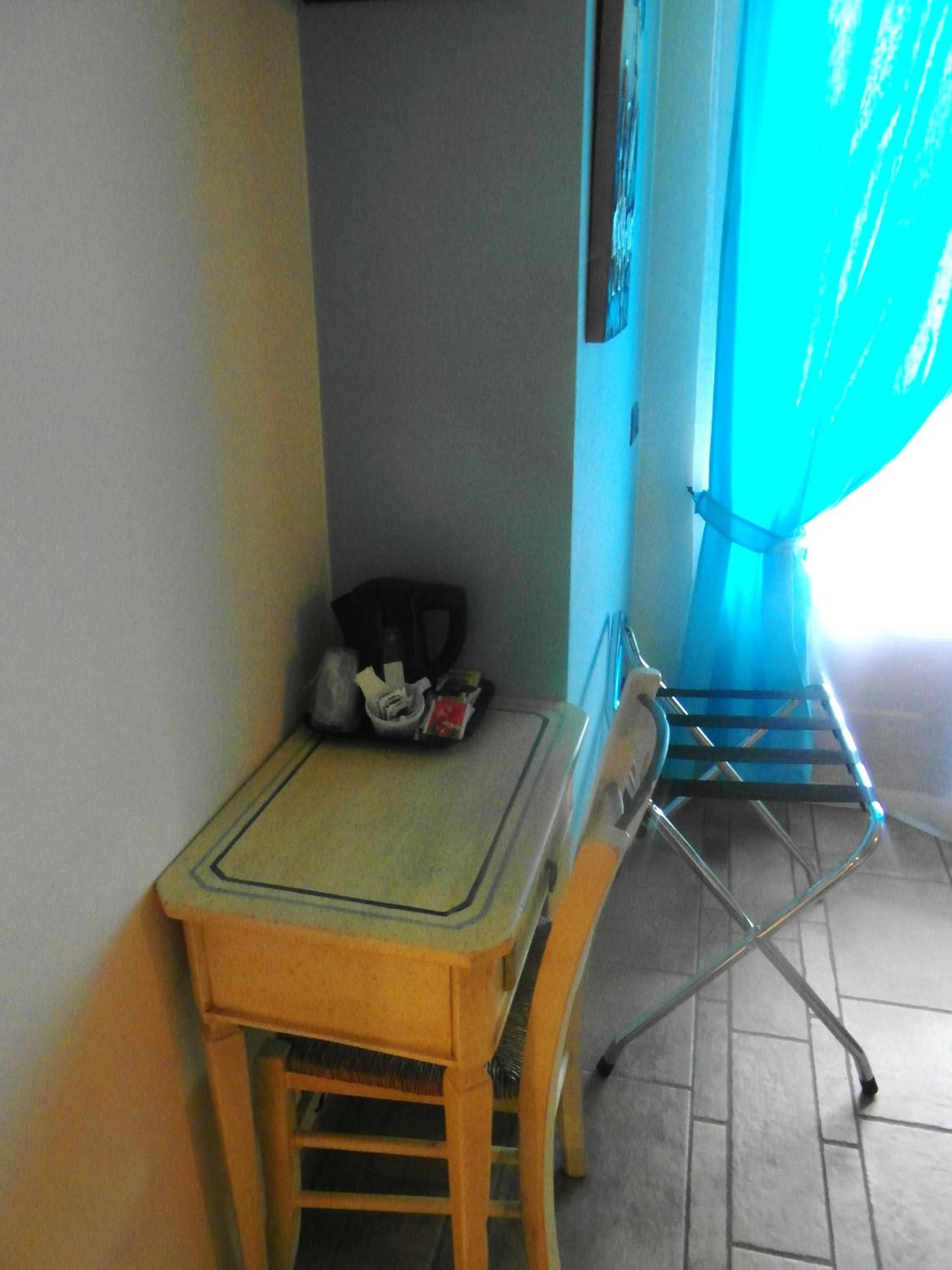 Double or Twin Room - Photo 17