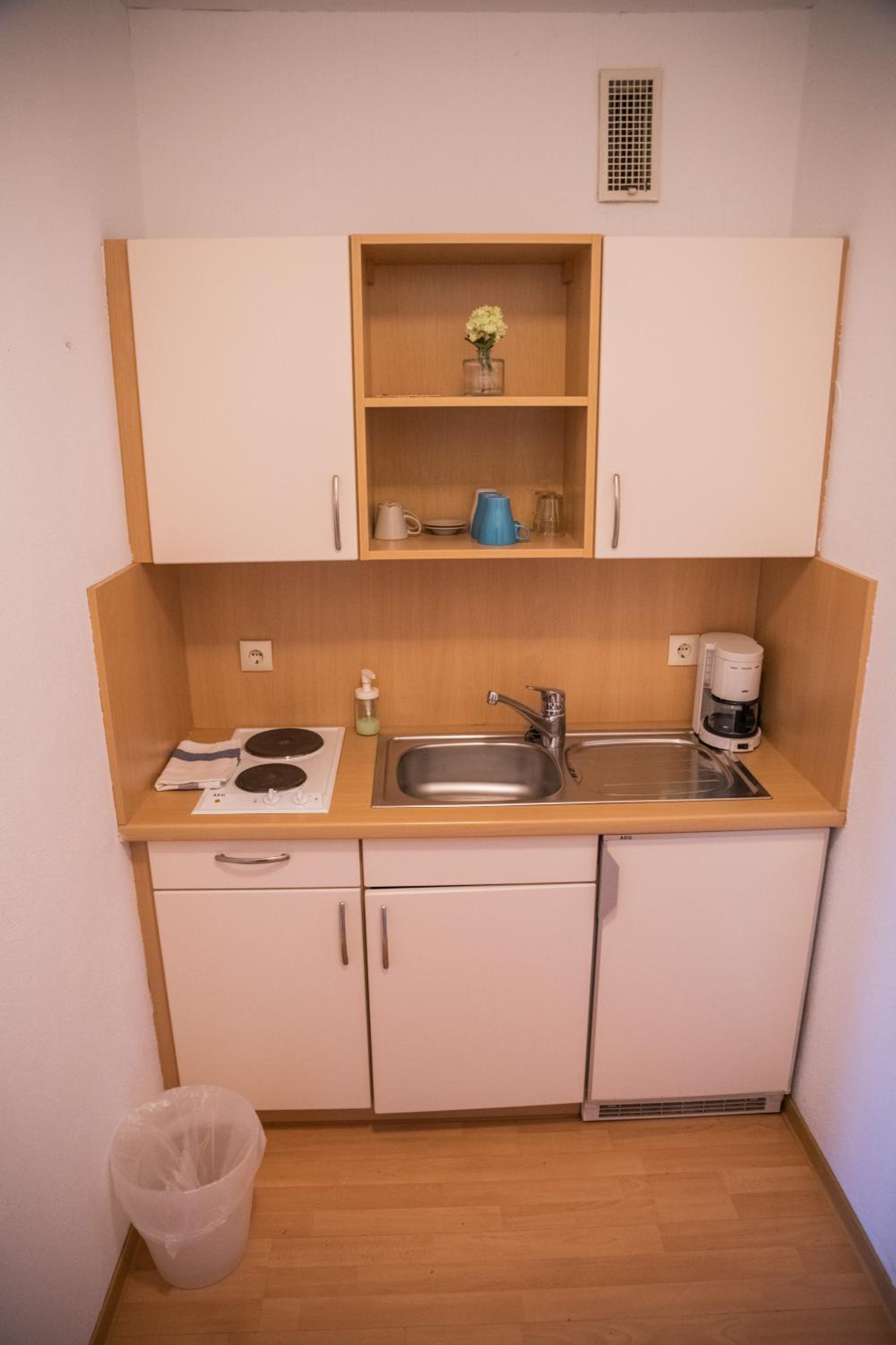 Double Room - Photo 10