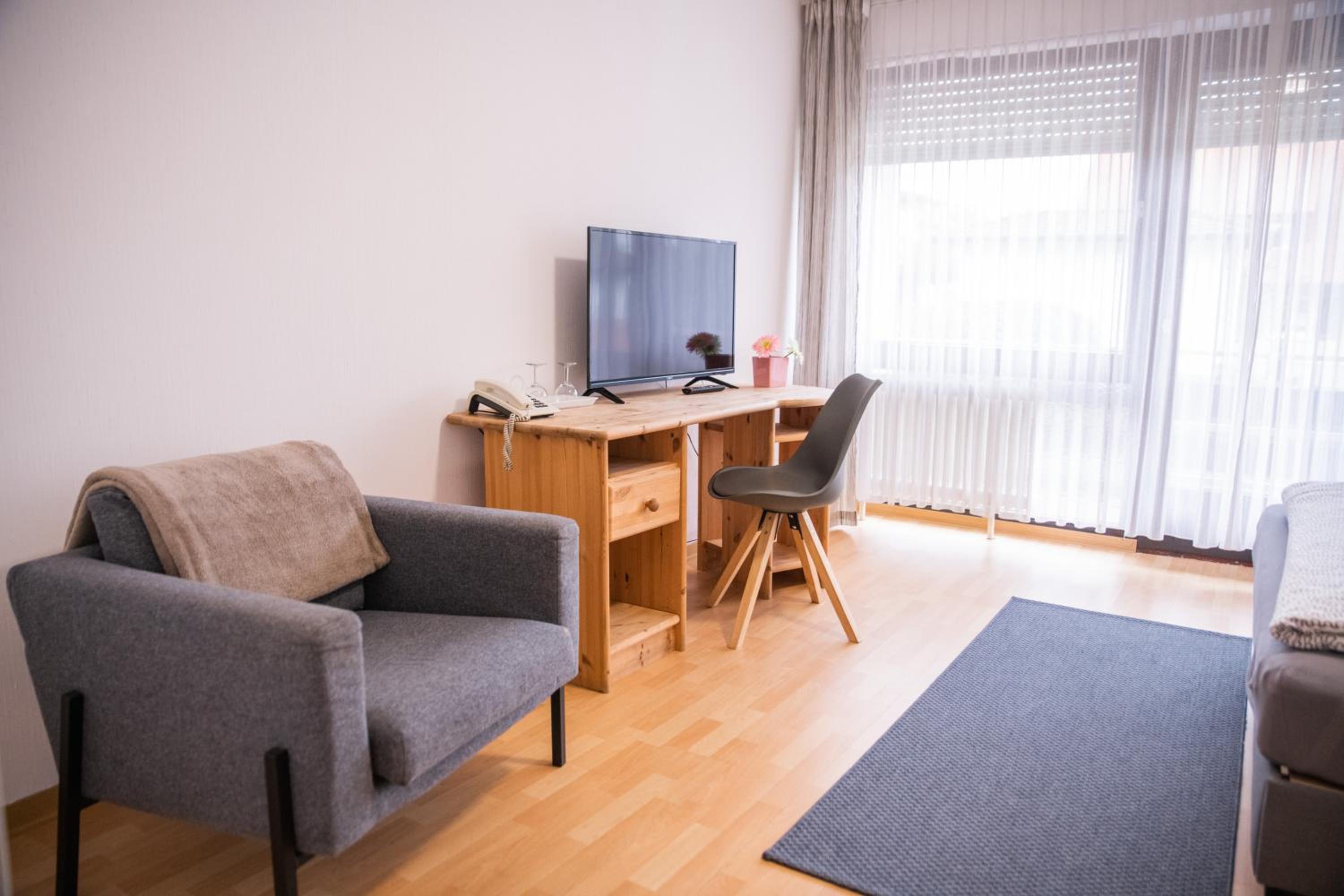 Single Room photo 3