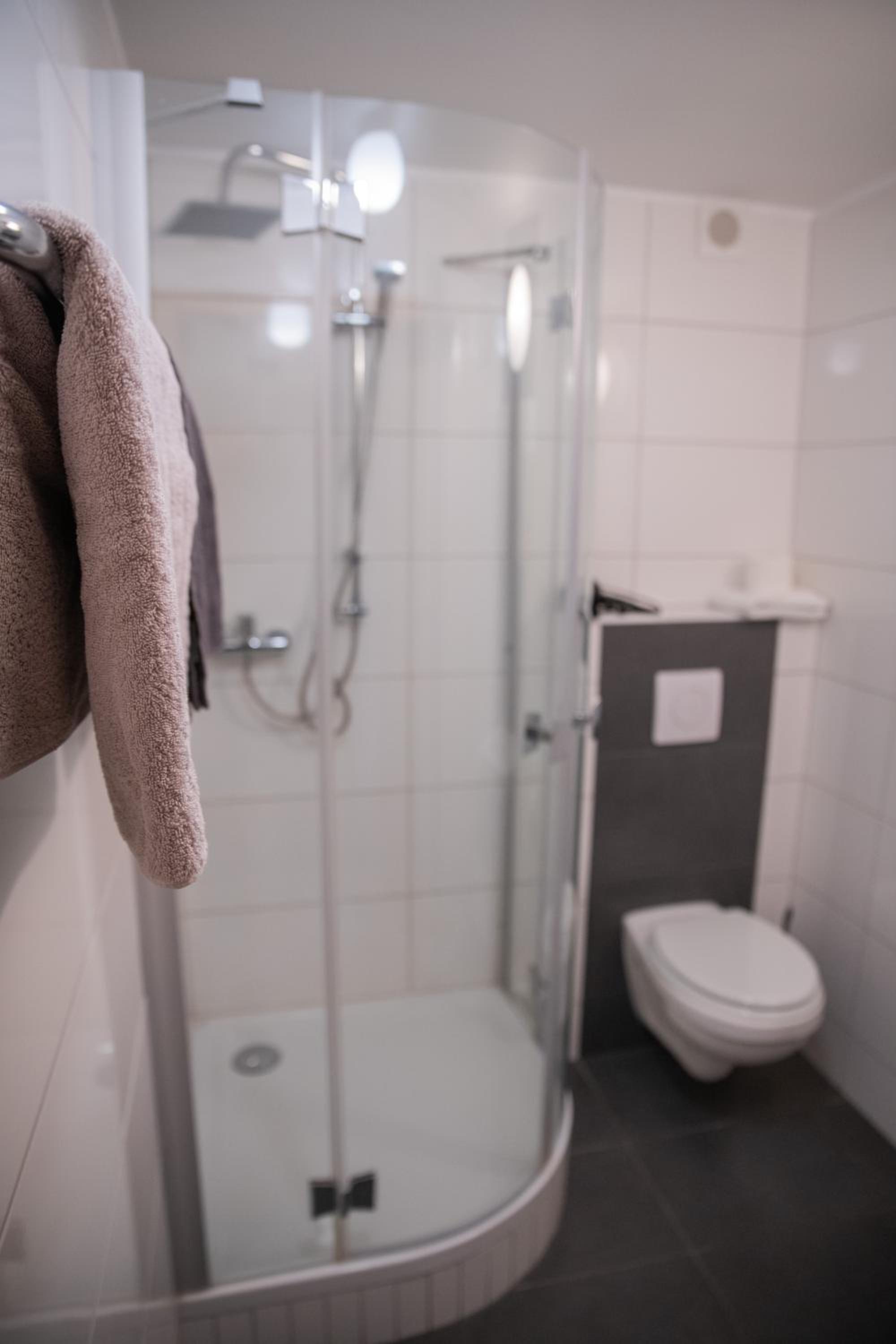 Double Room - Photo 4