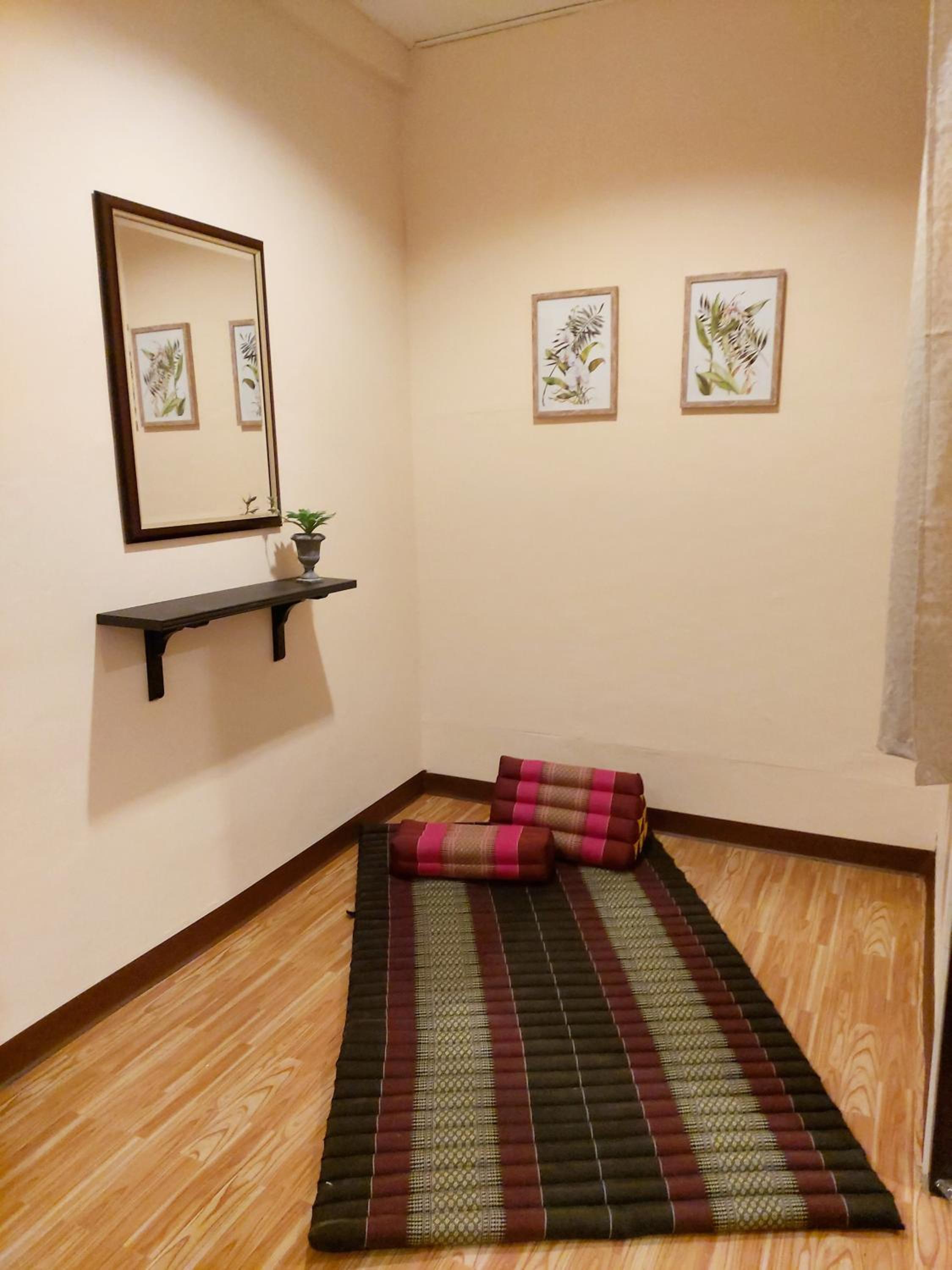 Superior Family Room photo 3