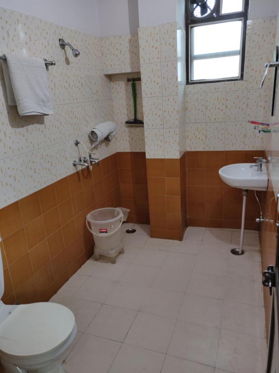 Deluxe Room - Photo 16