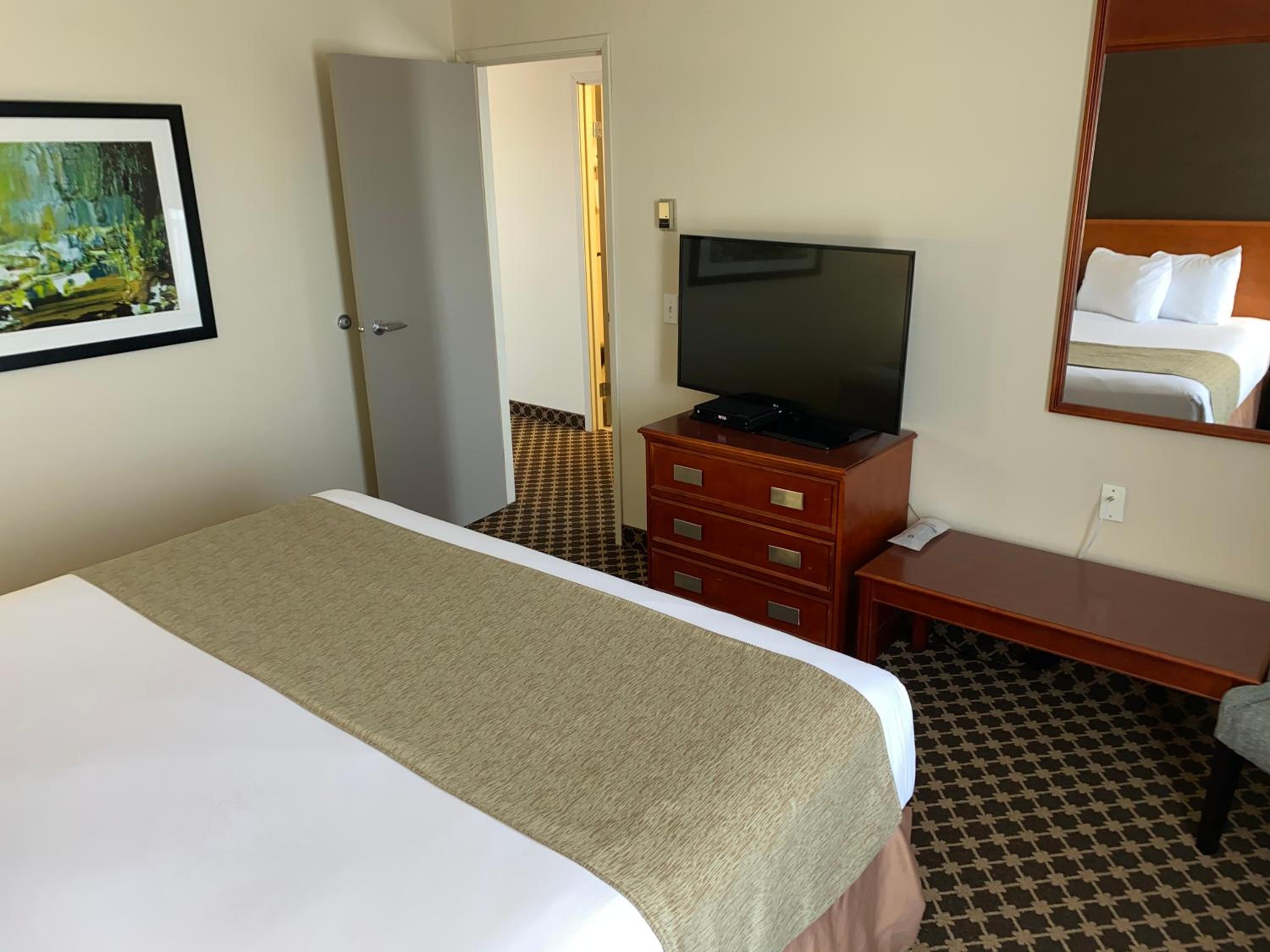 King Room with Whirlpool - Non-Smoking