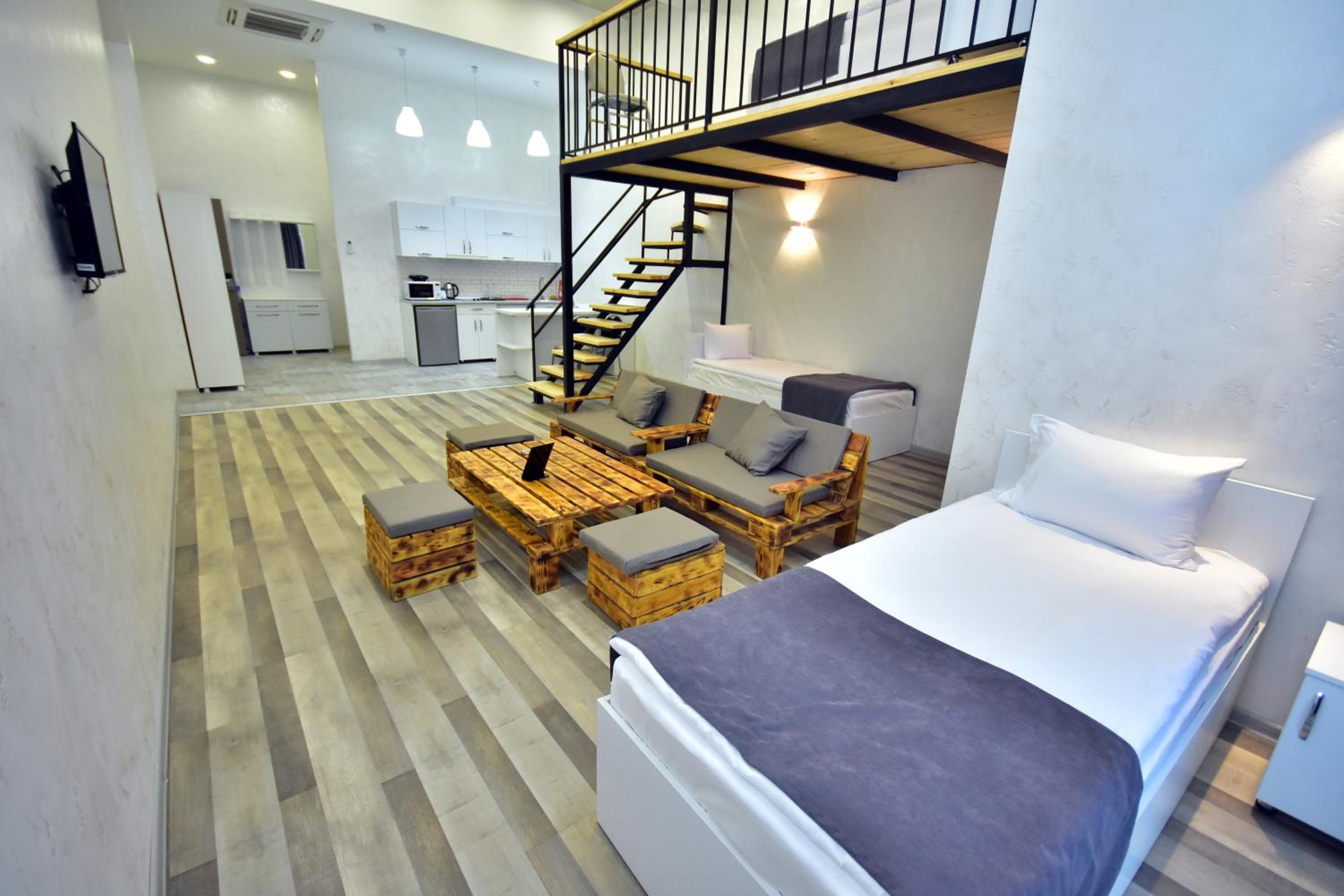 Apartment - Split Level photo 1