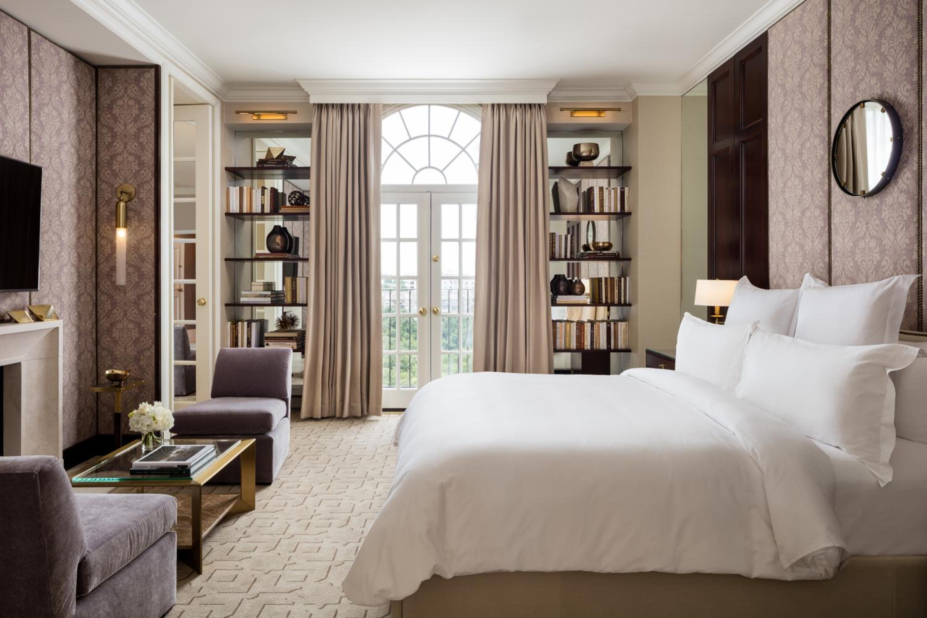 Mansion Suite