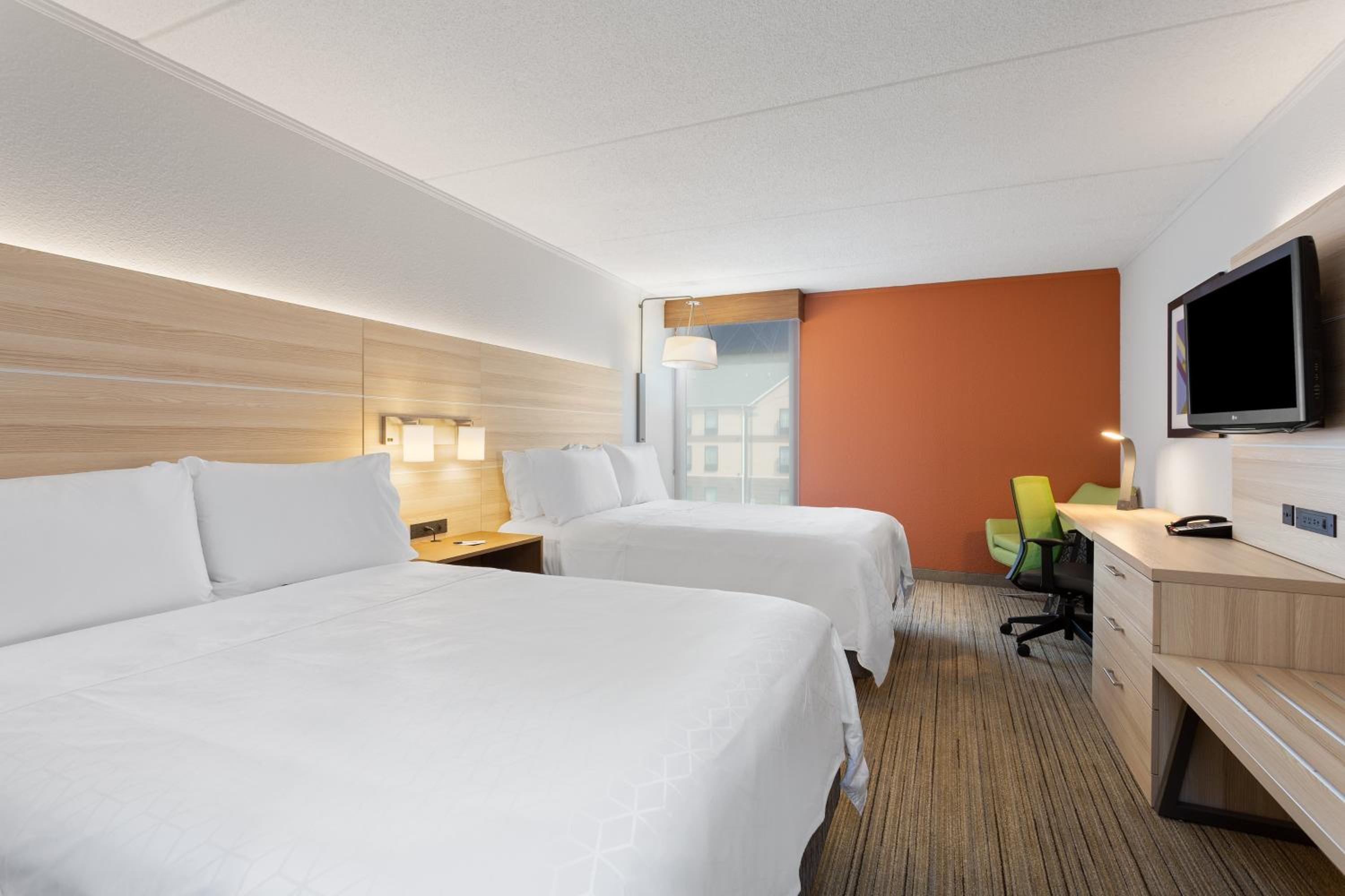 Standard Queen Room with Two Queen Beds - Photo 1