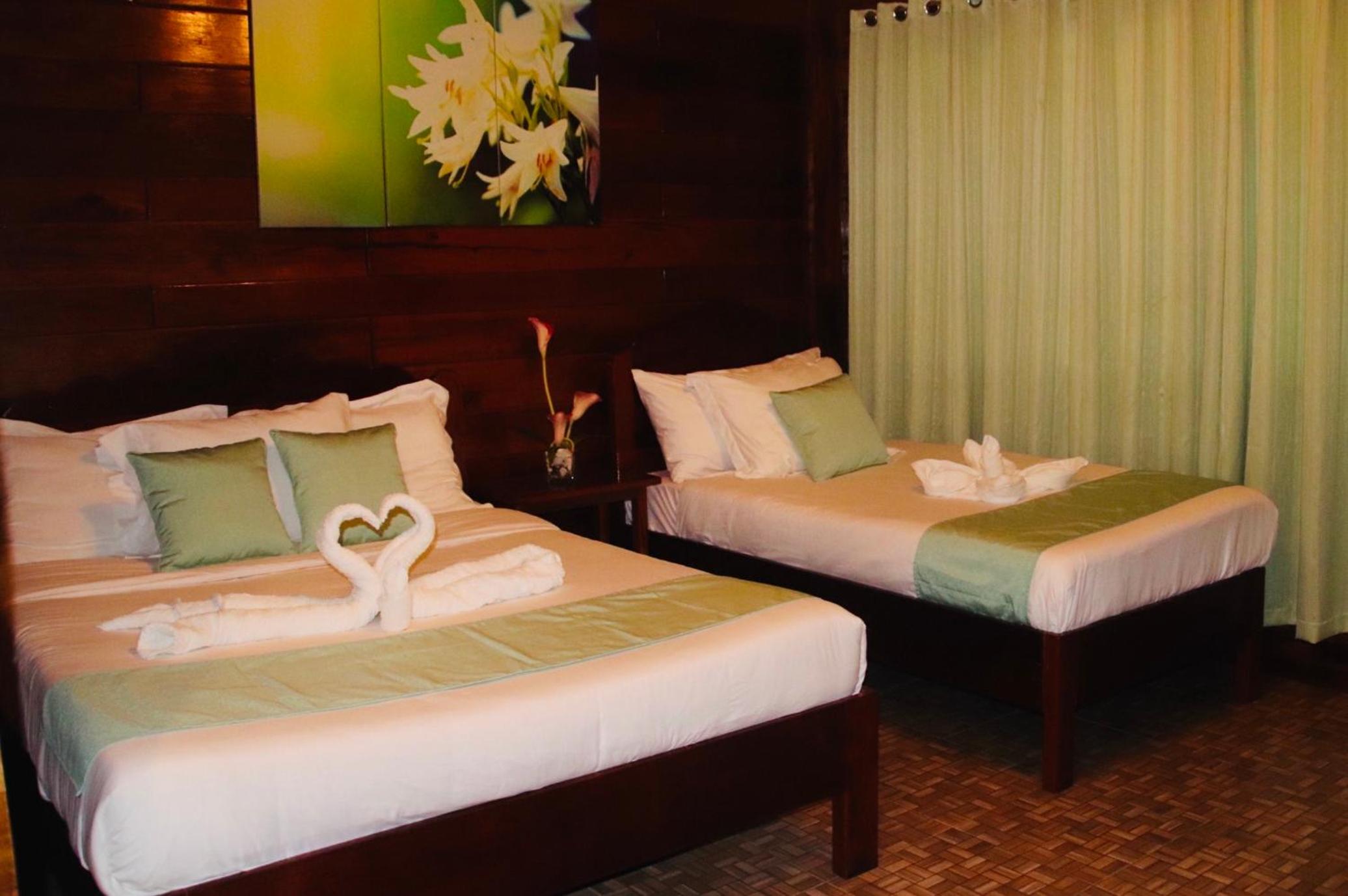 Deluxe Family Room - Photo 1