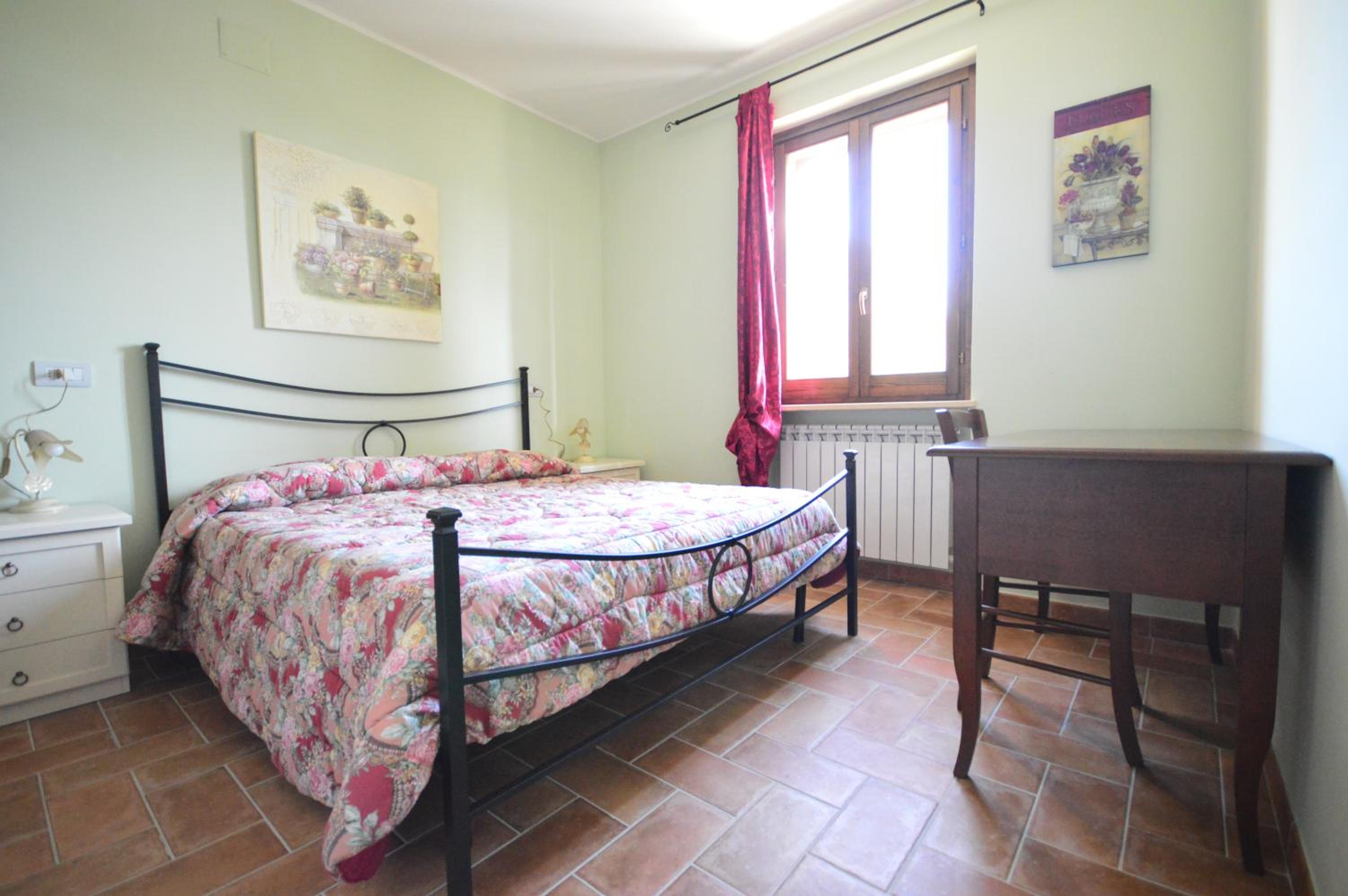 One-Bedroom House photo 1
